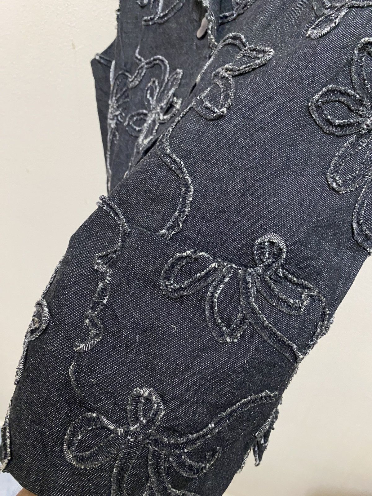 Beauty Beast Avant-Garde Floral Embroidered Denim Vest Japanese Style Size US M / EU 48-50 / 2 - 6 Thumbnail