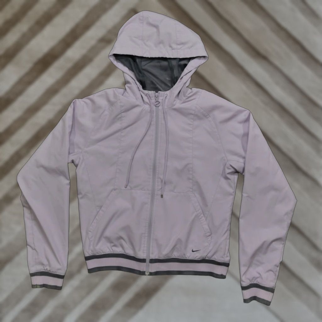 Nike VINTAGE Nike Jacket Womens M Purple Lavender Windbreaker Hooded 90s Track Casual Womens Size M / US 6-8 / IT 42-44 - 1 Thumbnail