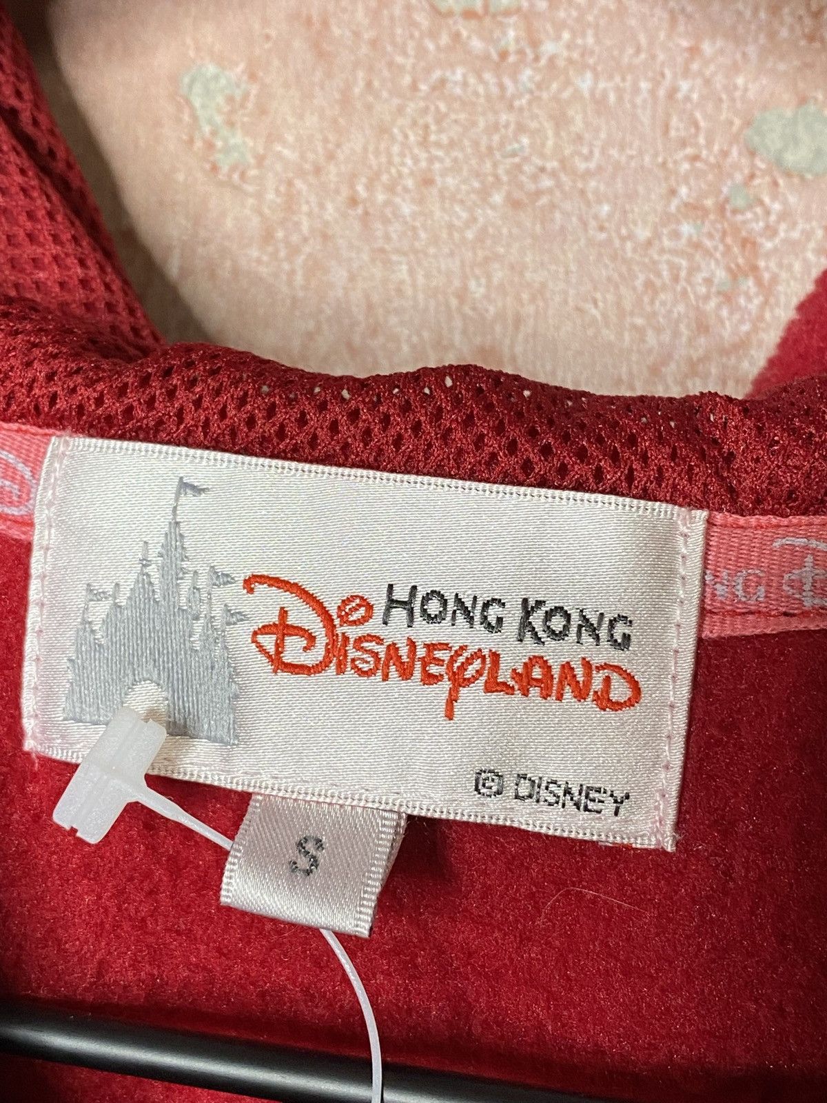 Disney Disney Tokyo Japan Hoodie Sweater Size Small Size US S / EU 44-46 / 1 - 3 Thumbnail