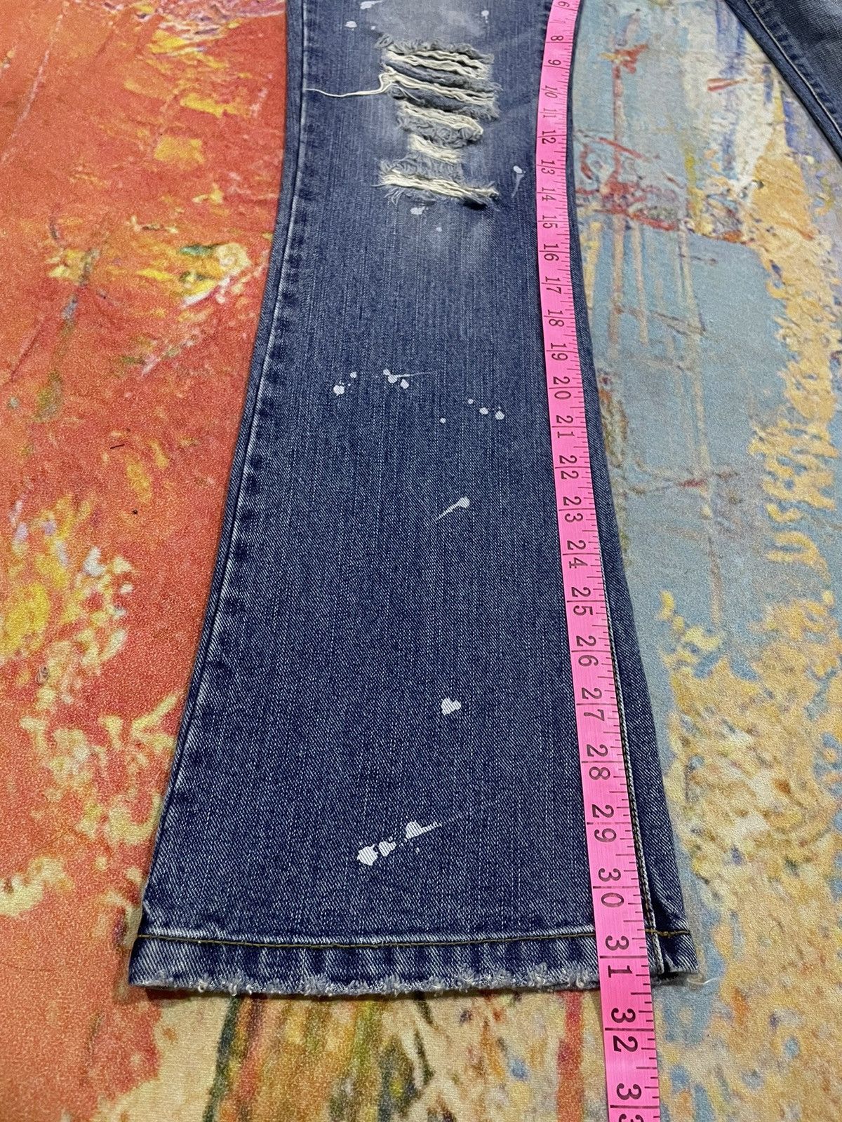 Japanese Brand Vintage Y2K Vence Thrashed Flare Denim Pants Size US 30 / EU 46 - 13 Thumbnail