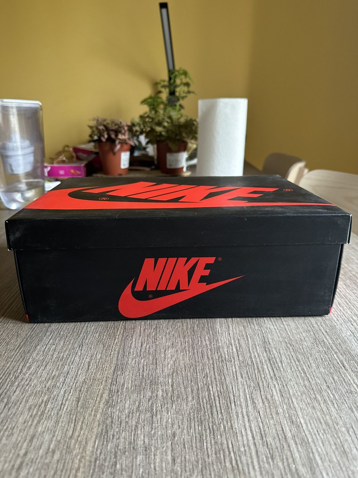 Jordan Brand Jordan 1 High Bloodline Size US 10.5 / EU 43-44 - 9 Thumbnail