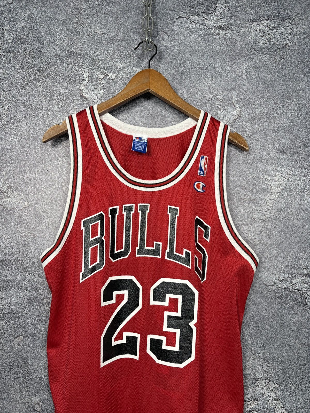 Champion Vintage 90s Chicago Bulls #23 Jordan Tank Top Jersey Size US M / EU 48-50 / 2 - 3 Thumbnail
