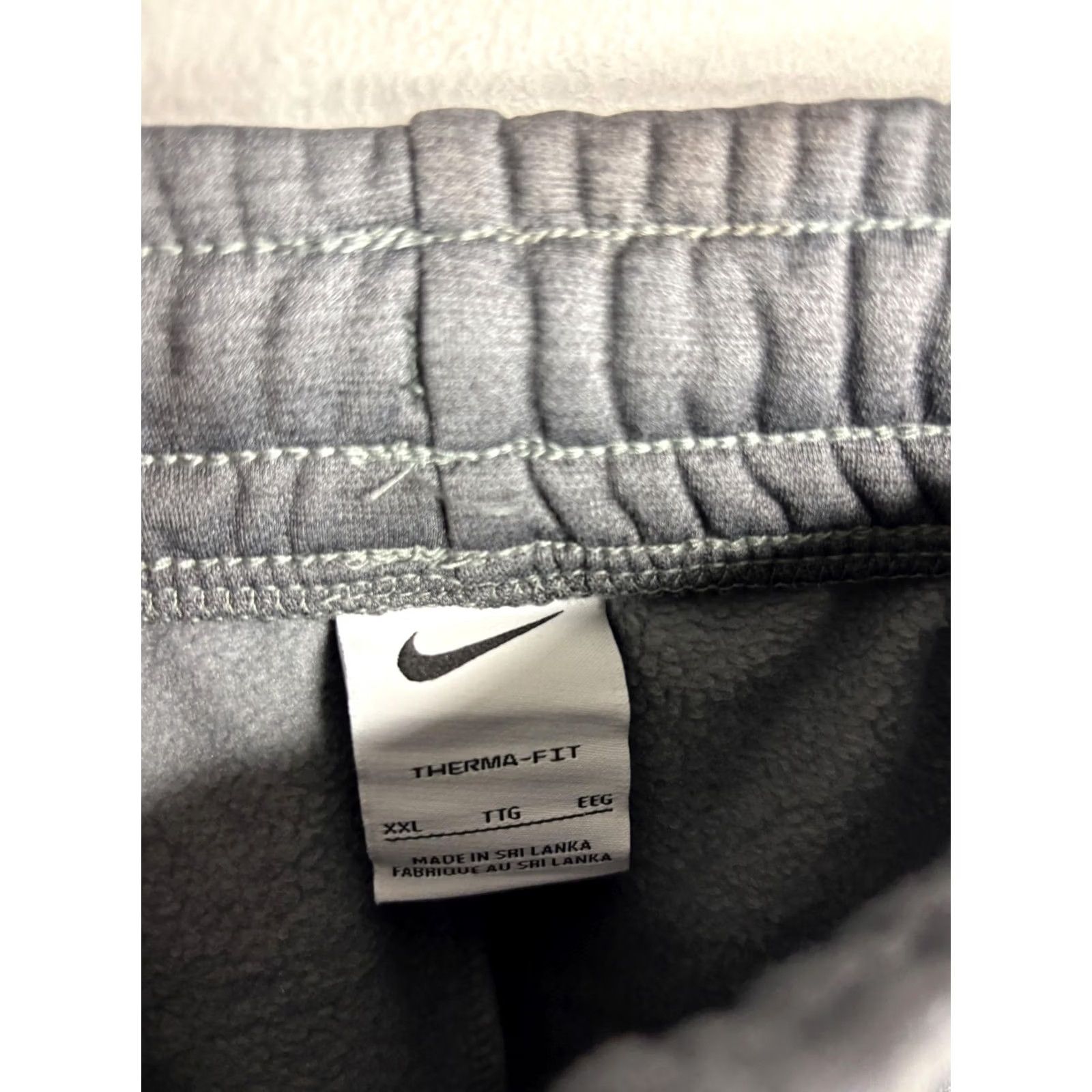 Nike Nike Therma-FIT Pants Mens 2XL Gray Fleece Jogger with Elastic Waist Pockets Cuffed Size US 39 - 5 Thumbnail