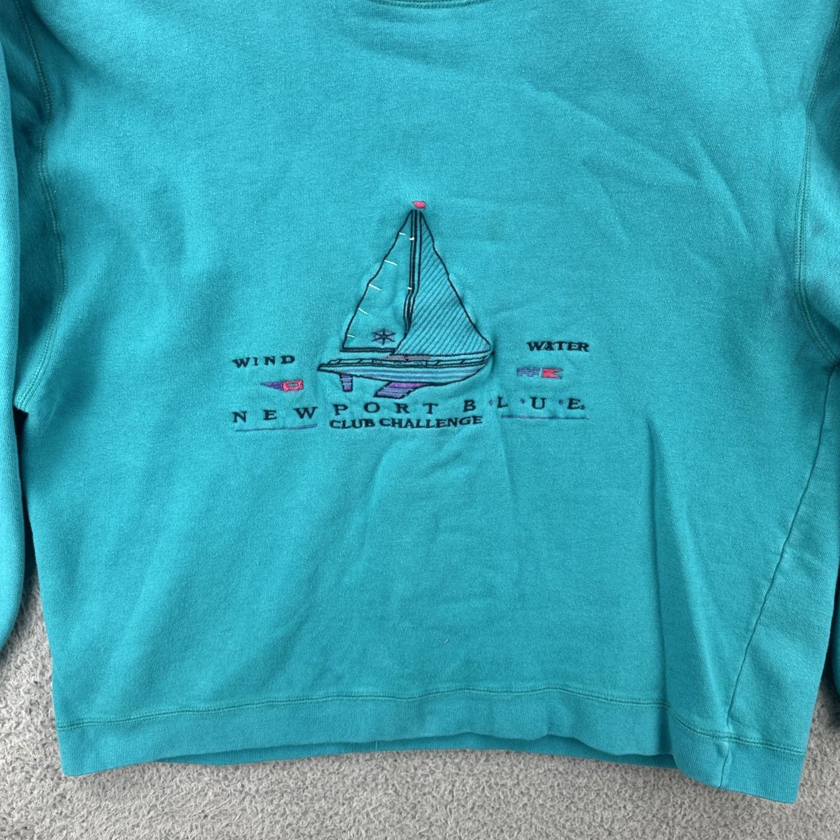 Vintage VINTAGE Newport Blue Turquoise Green 90s Boxy Crew Neck Embroidered Sweatshirt L Men Shirts Girls Size US L / EU 52-54 / 3 - 4 Thumbnail