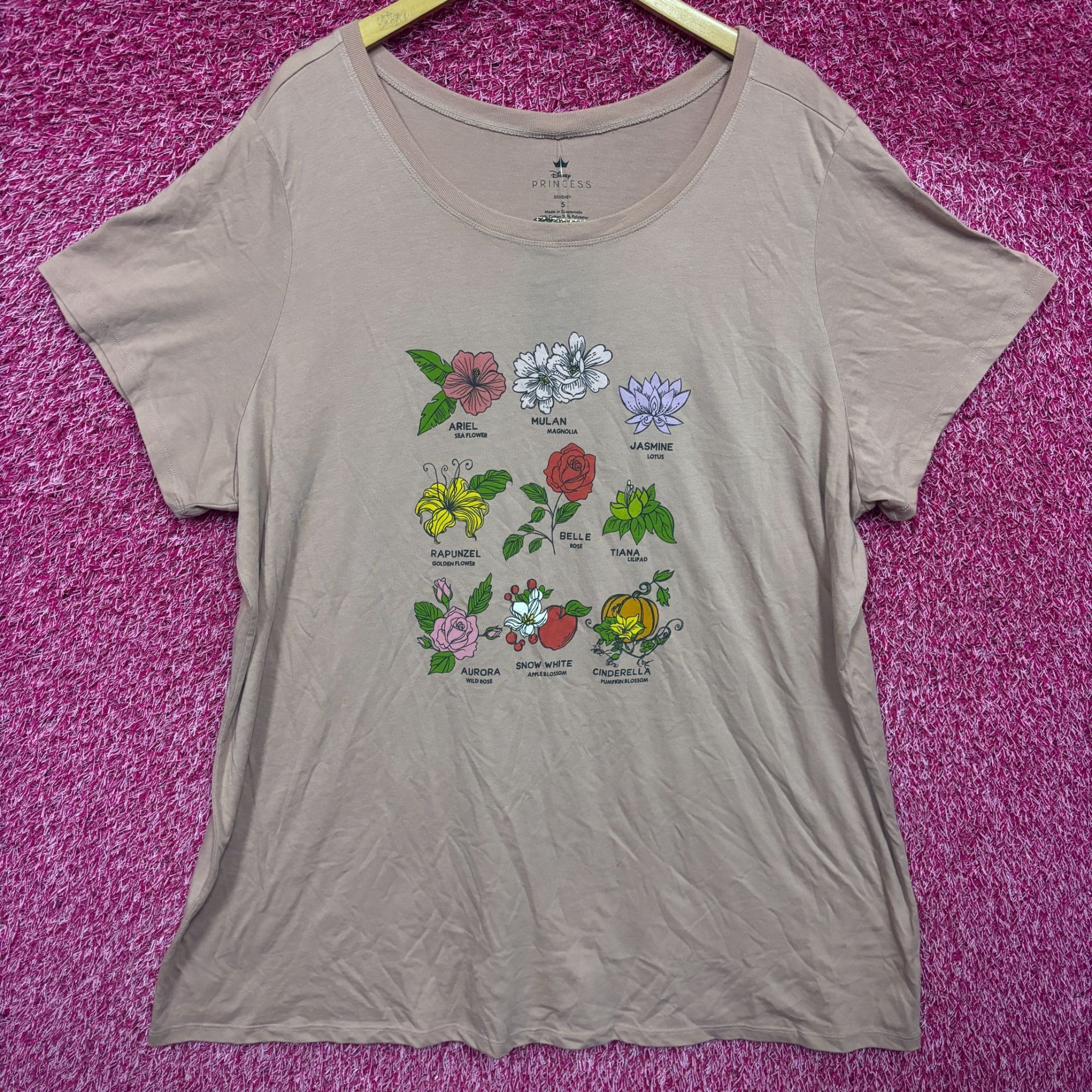 Disney Disney Princess Flower women’s plus size T-shirt 5 Size US S / EU 44-46 / 1 - 1 Thumbnail