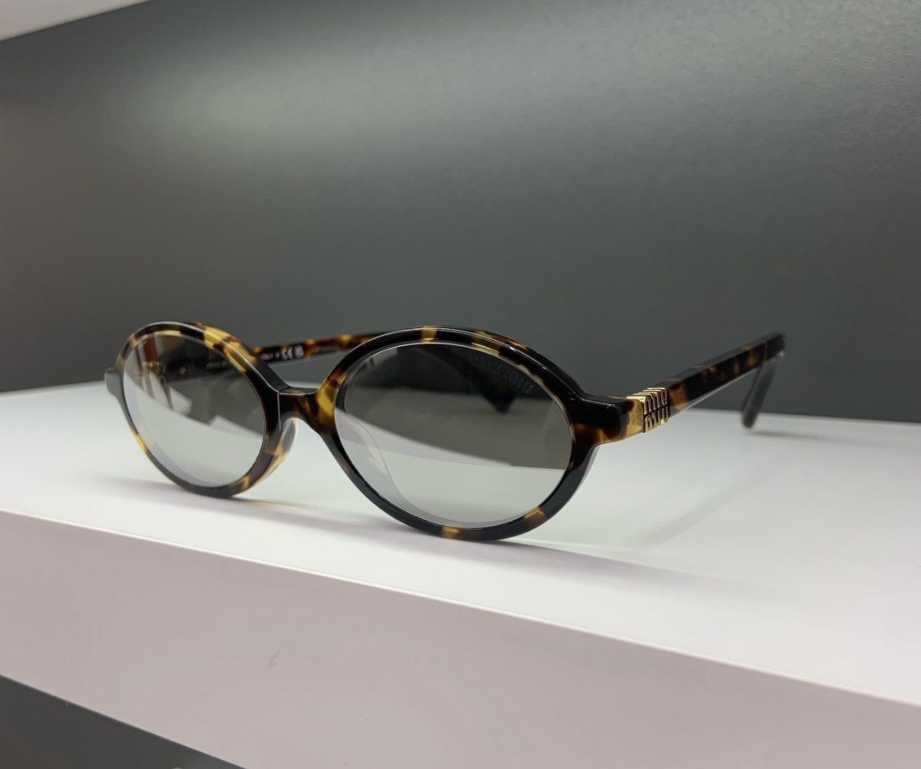 Miu Miu × Vintage NEW Miu Miu sunglasses MU 04ZS VAU-07F Size ONE SIZE - 1 Thumbnail