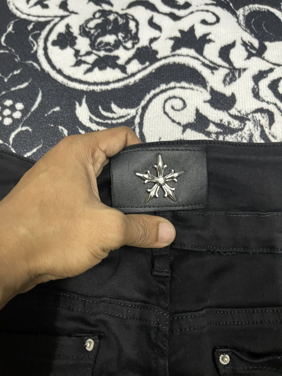 Japanese Brand CHROME HEARTS INSPIRED STRETCHABLE PANT UNBRAND Size US 28 / EU 44 - 16 Thumbnail