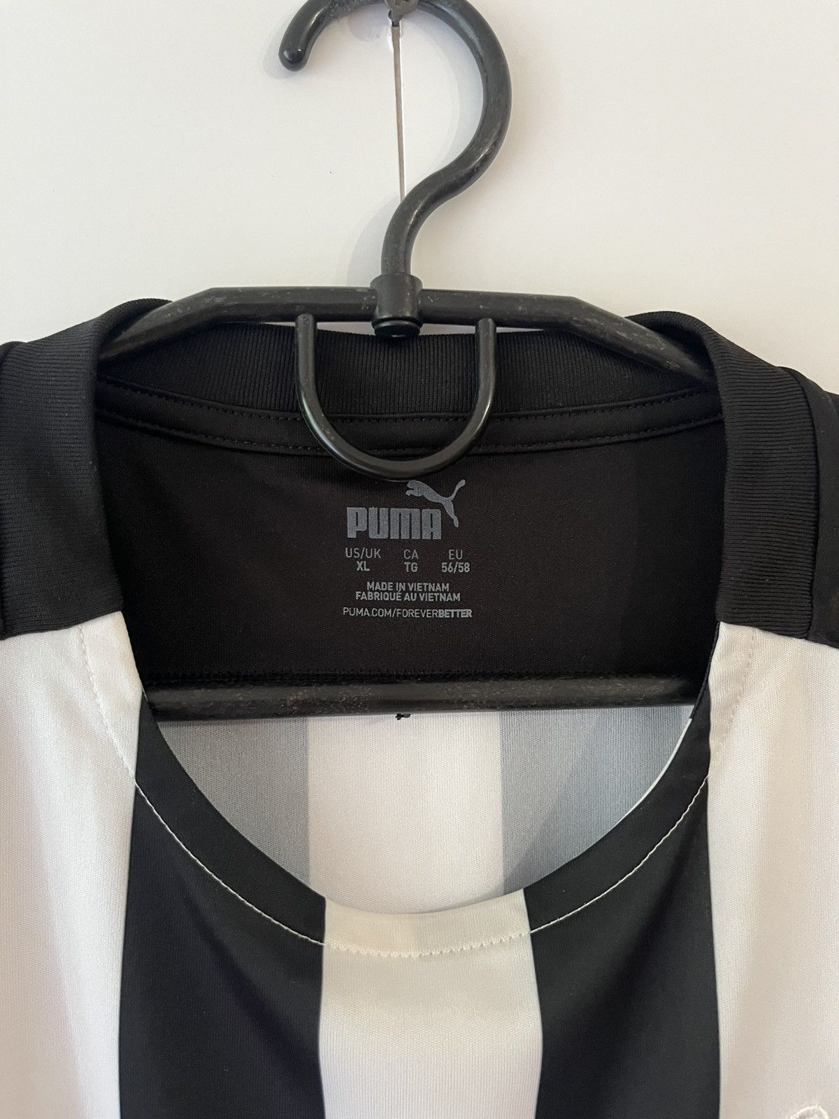 Other Puma Newcastle Umited FC Rare Soccer Jersey Size US XL / EU 56 / 4 - 7 Thumbnail