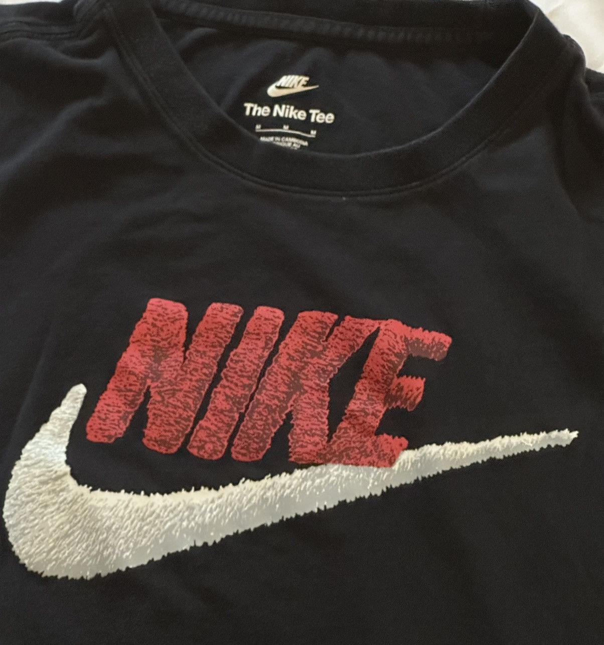 Nike NIKE Black Shirt With Red Graphic/white Swoosh Sz.M Size US M / EU 48-50 / 2 - 2 Thumbnail