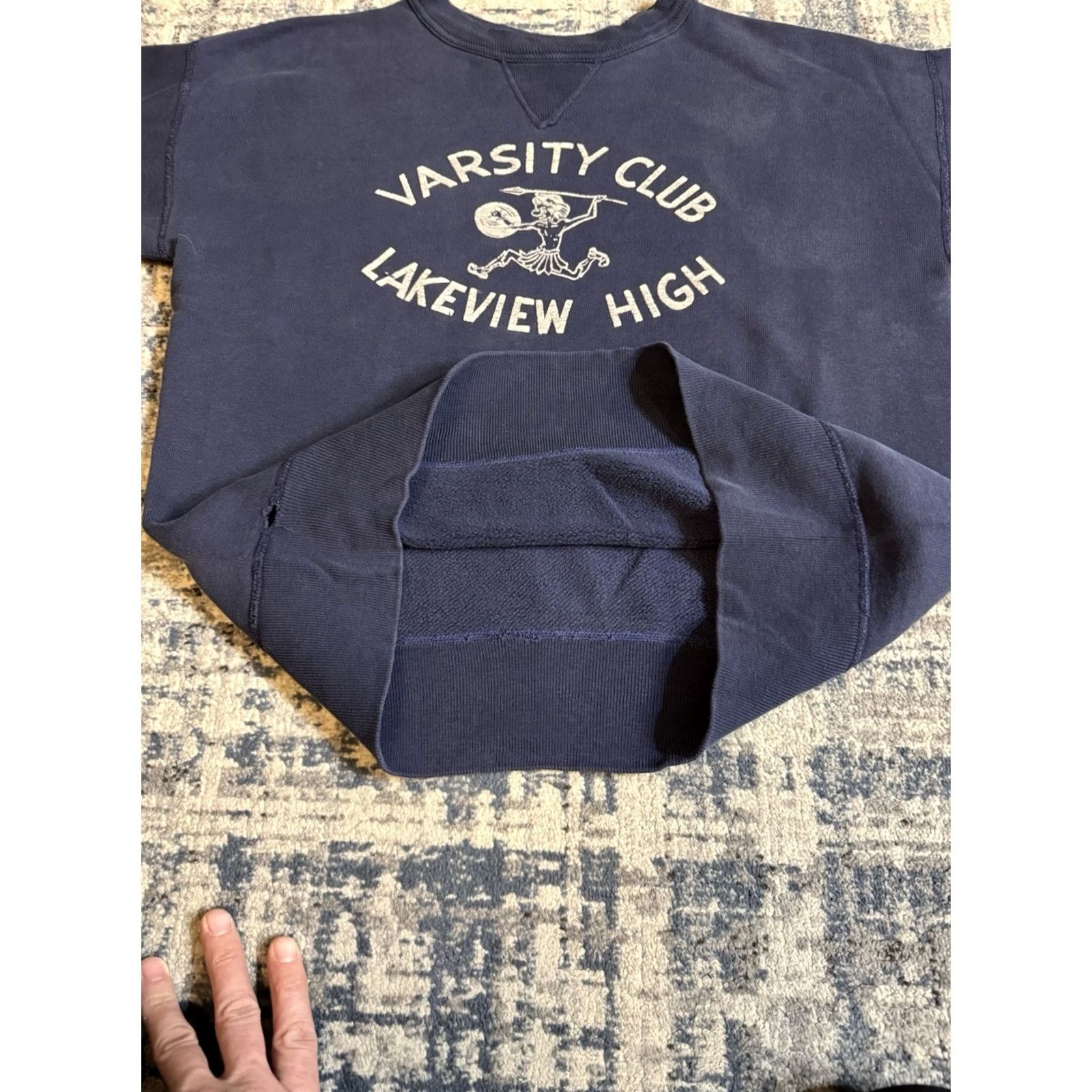 Vintage VINTAGE Varsity Club Lakeview High Sweatshirt Sz XL Single V 1950s 50s USA Size US XL / EU 56 / 4 - 7 Thumbnail