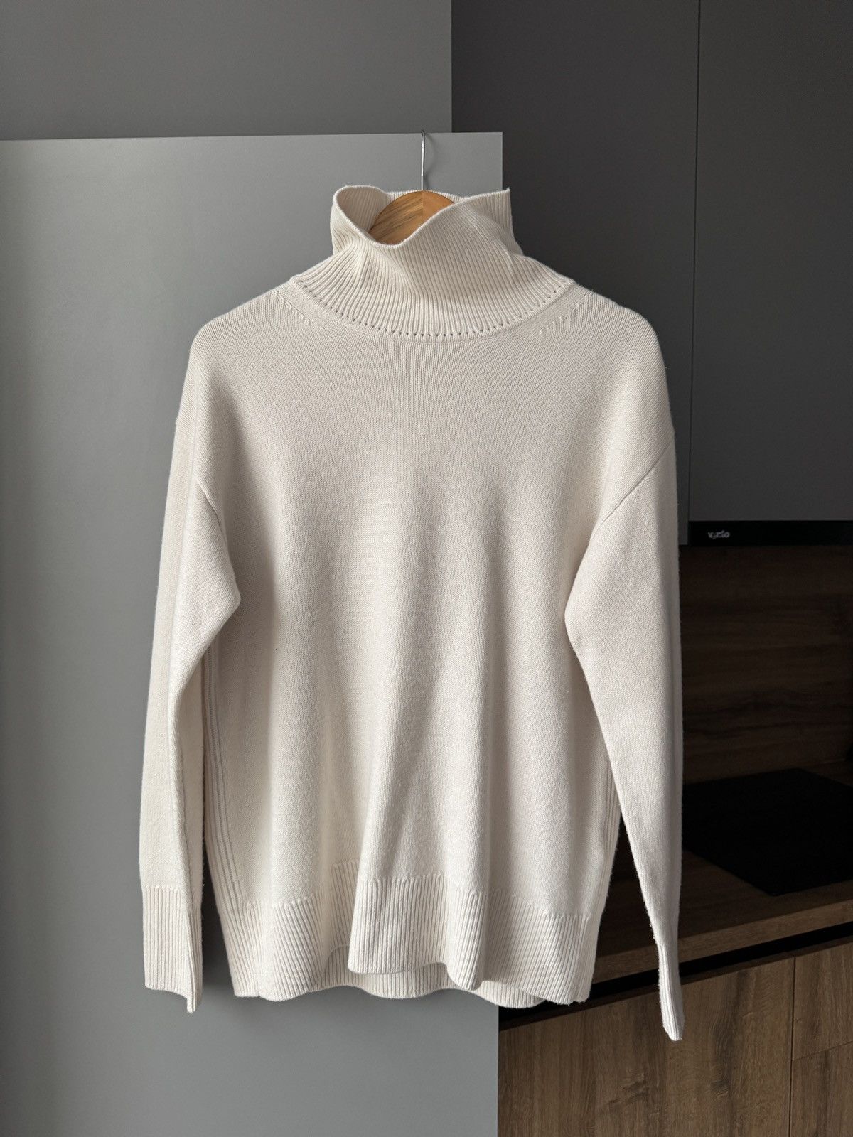 Joseph Joseph Knitted 100% Merino Wool Beige High Neck Sweater Size S / US 4 / IT 40 - 1 Thumbnail
