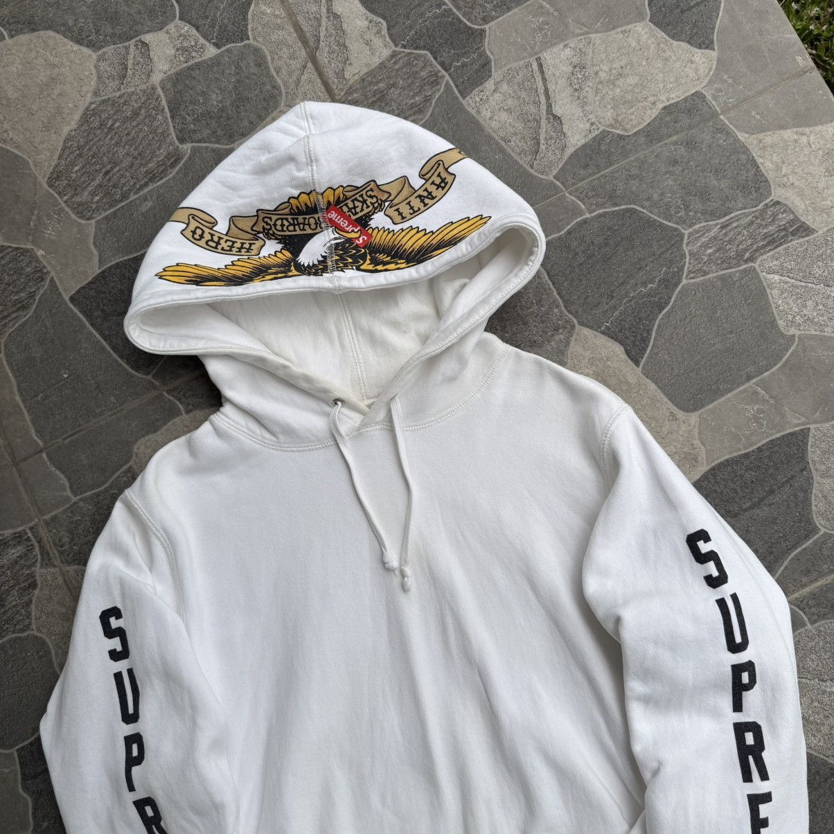 Antihero × Supreme Supreme X Anti hero Size US M / EU 48-50 / 2 - 2 Thumbnail