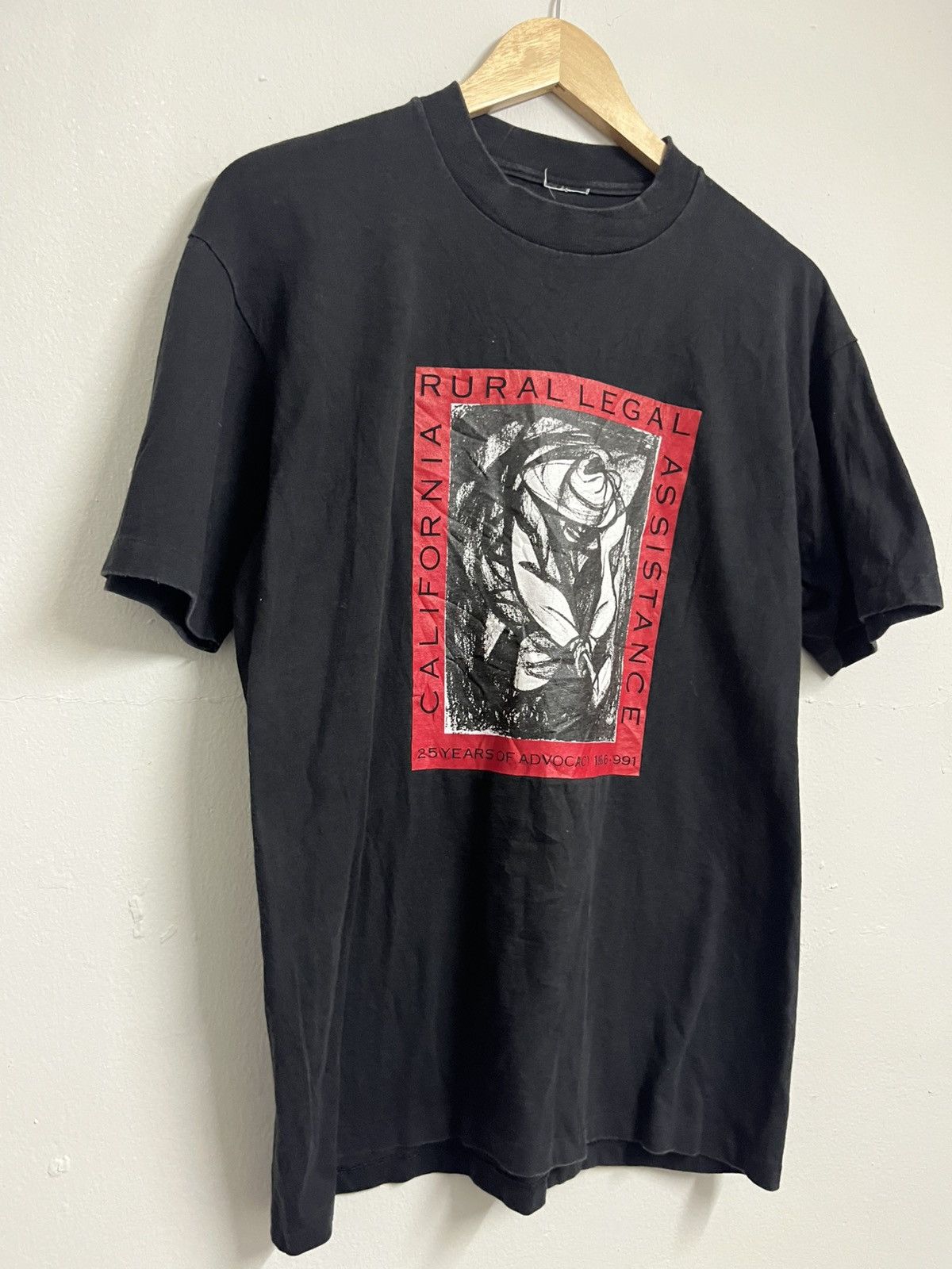 Rap Tees 💥VINTAGE Legal Assistance BLACK HISTORY CALIFORNIA LABOUR Size US L / EU 52-54 / 3 - 5 Thumbnail