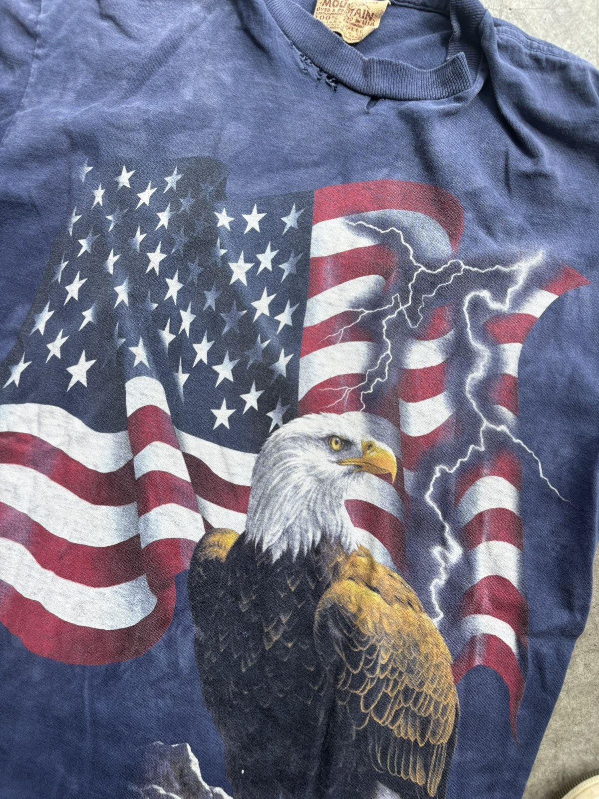 Vintage Vintage 1990s USA Eagle AOP T-Shirt Size US M / EU 48-50 / 2 - 3 Thumbnail
