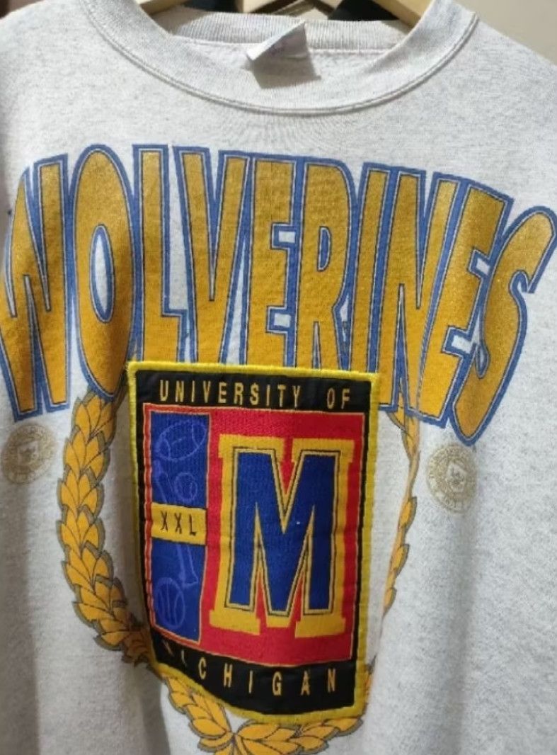 Vintage Vintage Michigan Wolverines Sweatshirts Size US L / EU 52-54 / 3 - 2 Thumbnail