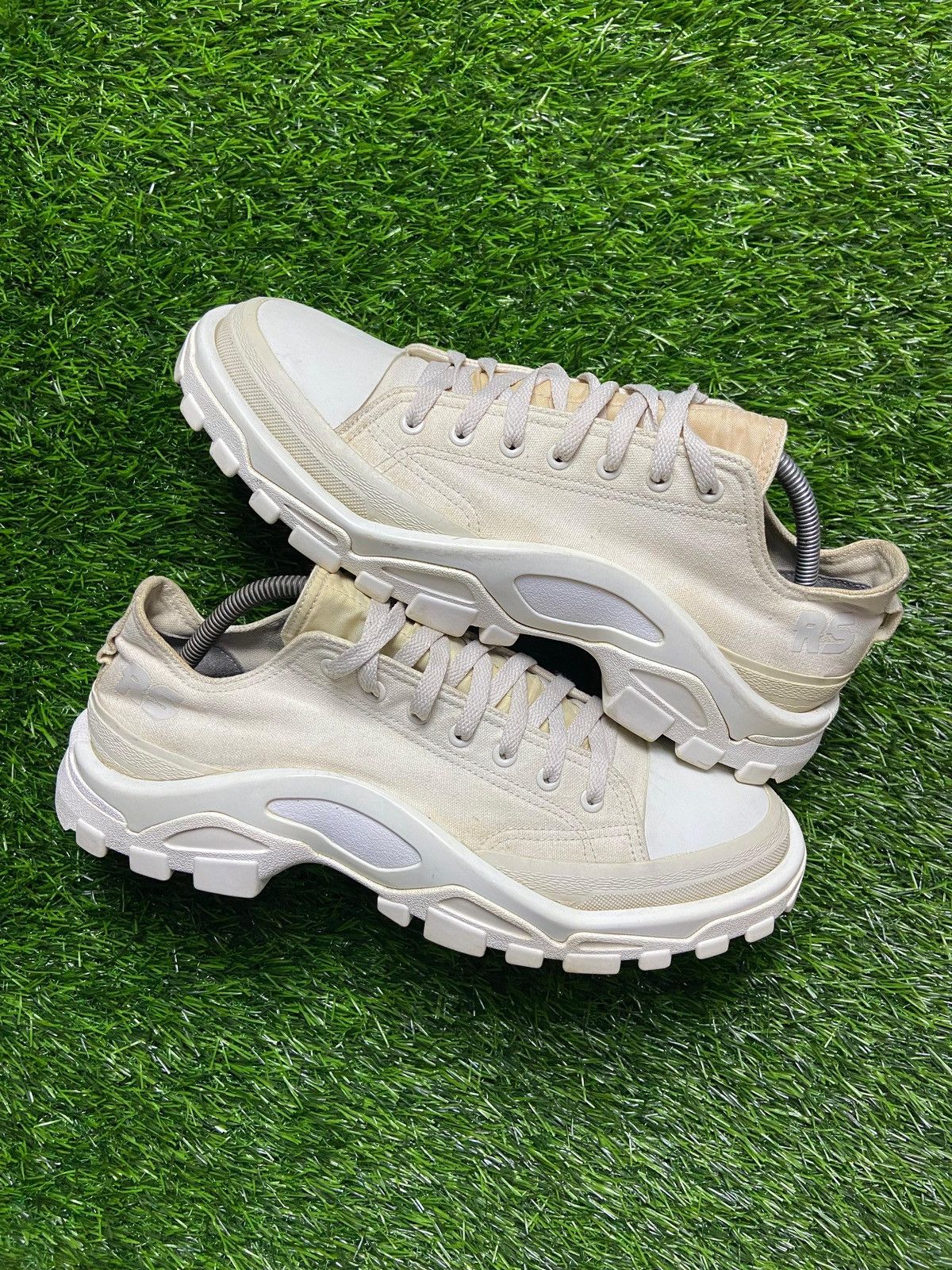 Adidas Raf Simons Detroit Runner Talc B22527