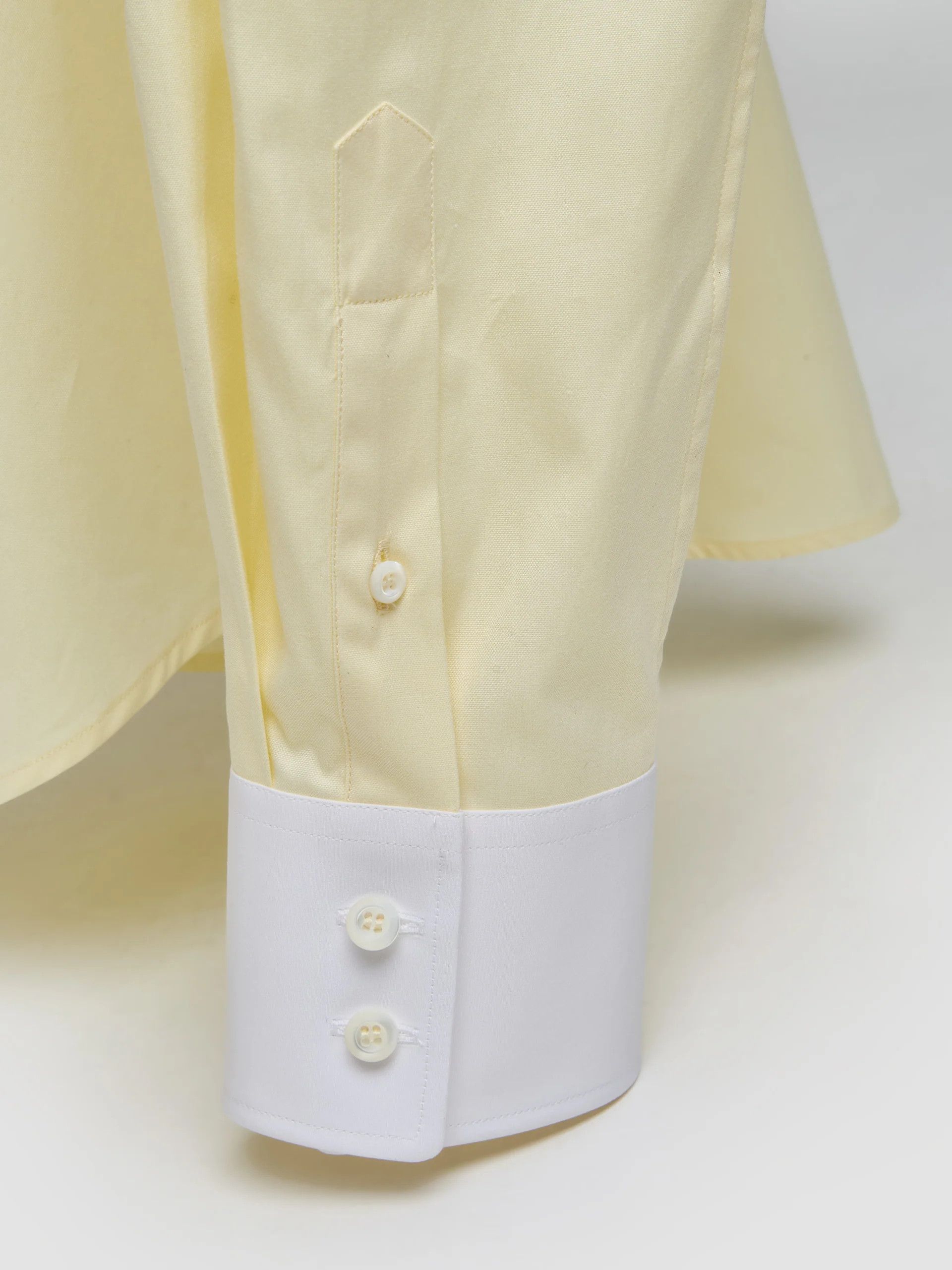 Prada oc11z0625 Shirt in Cream/White Size US M / EU 48-50 / 2 - 2 Thumbnail
