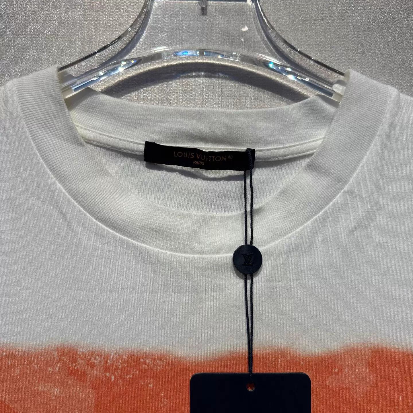 Louis Vuitton Louis Vuitton White Sunset Diamond-Chest Short Sleeve Tee L NWT Size US L / EU 52-54 / 3 - 2 Thumbnail
