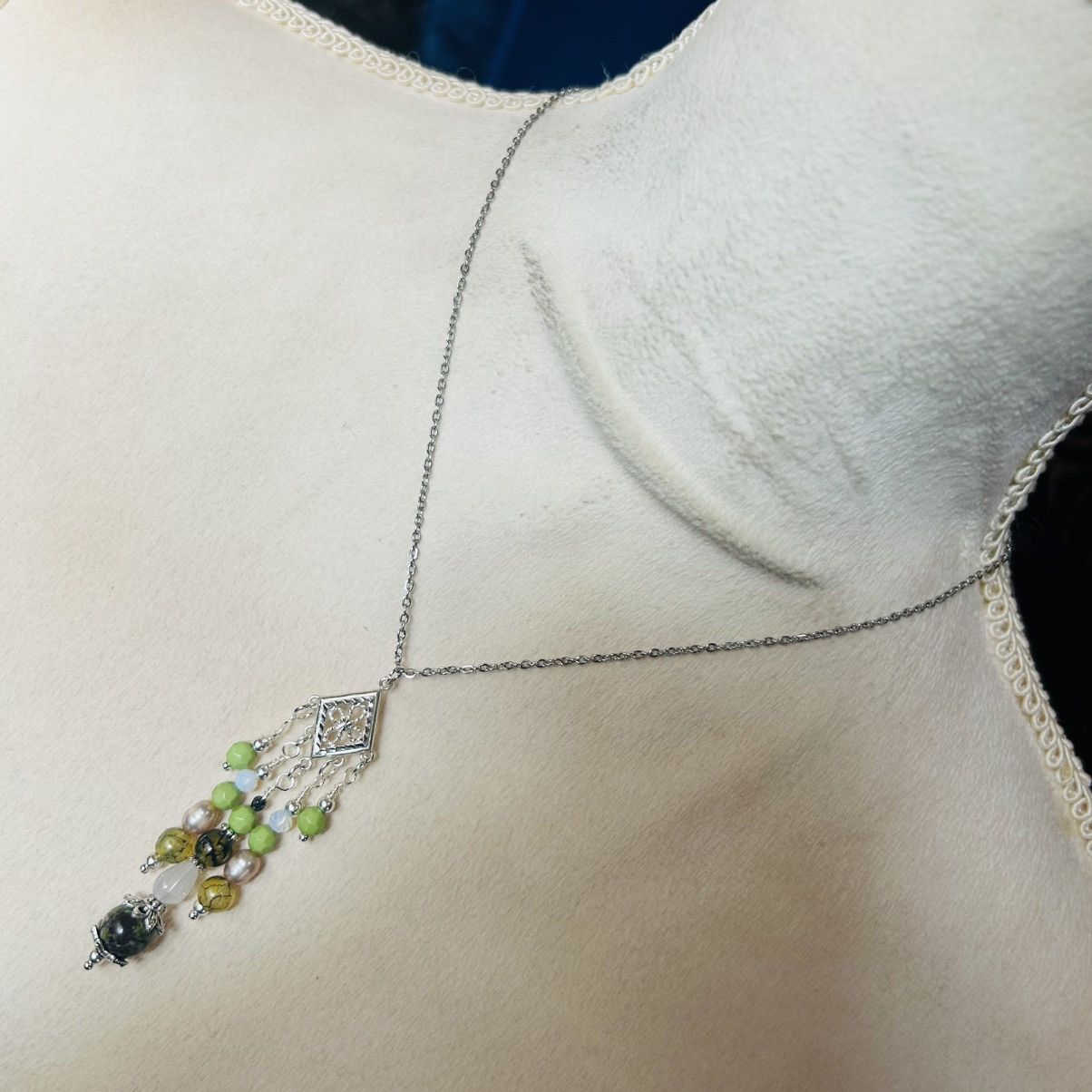 Handmade Handcrafted di cut stone bead dangle chandelier necklace Size ONE SIZE - 2 Thumbnail