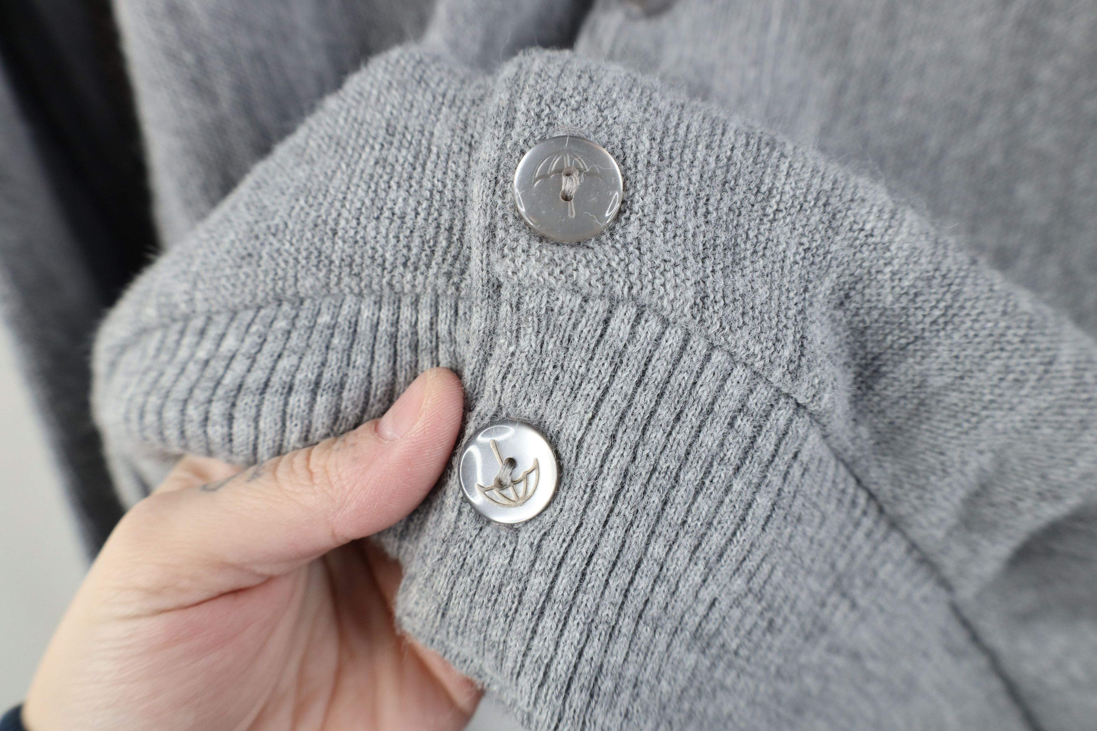 Vintage Vintage 70s Streetwear Cobain Knit Cardigan Sweater Gray USA Size US M / EU 48-50 / 2 - 4 Thumbnail