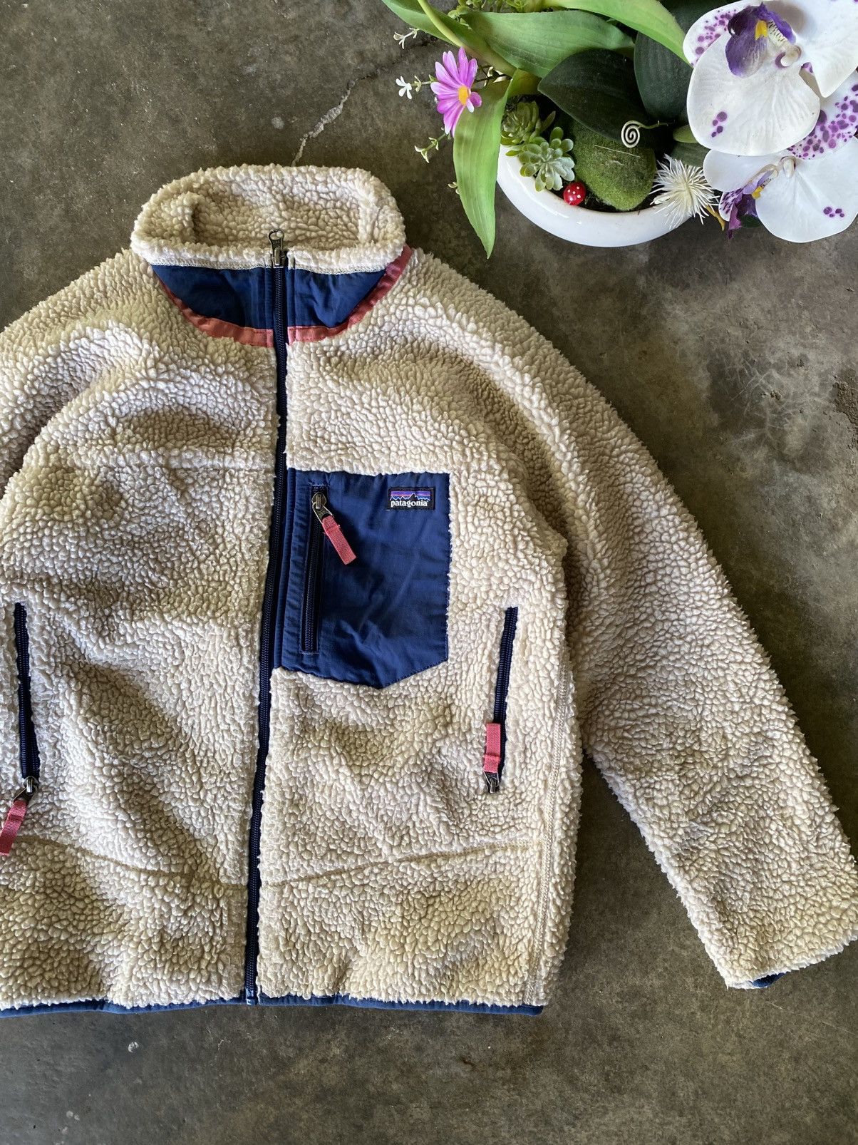 Patagonia Patagonia Creme Tone Outdoor Fleece Jacket XF 41 for Women 🔥 Size L / US 10 / IT 46 - 2 Thumbnail