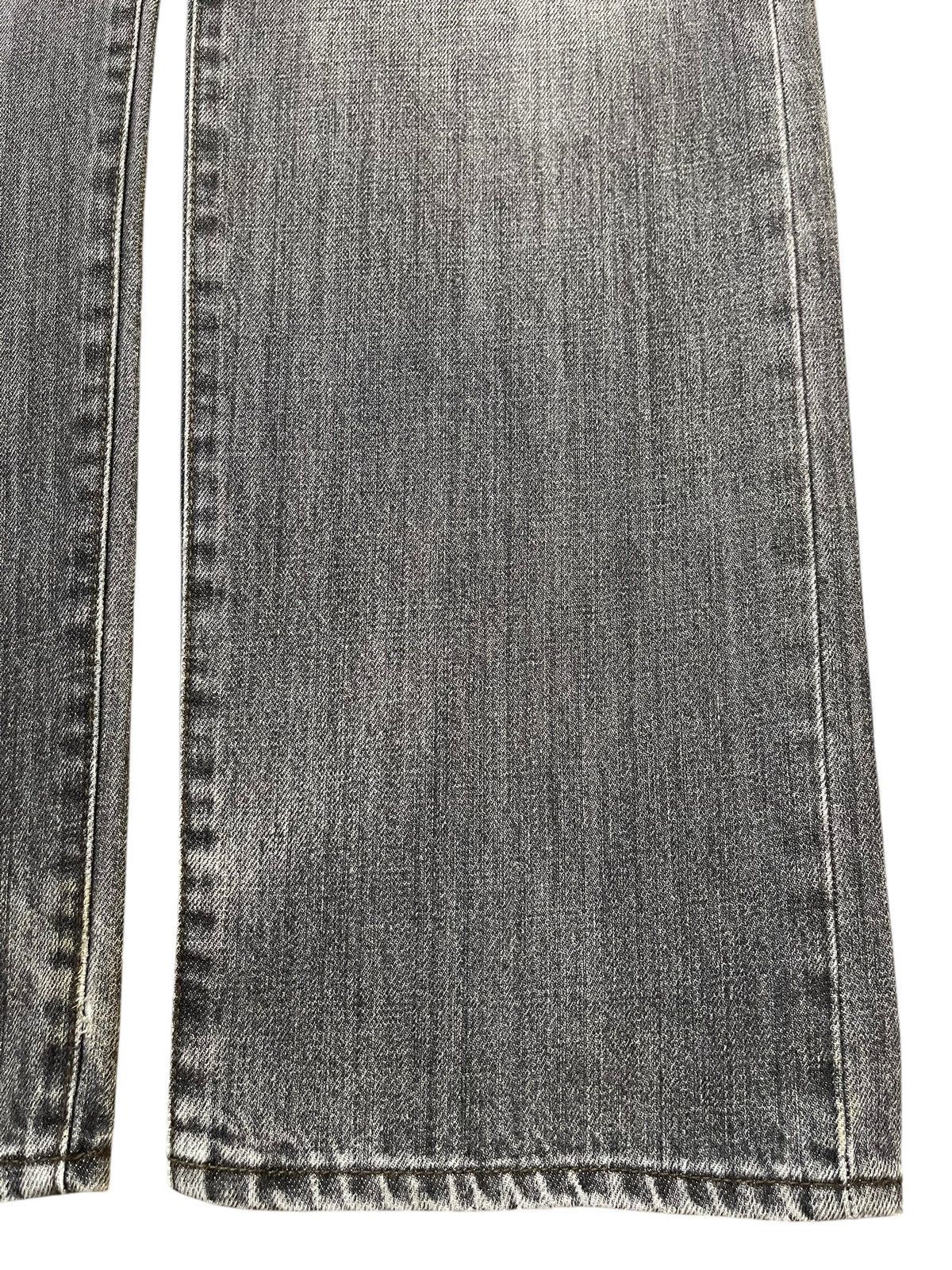 Uniqlo Vintage Japanese Uniqlo Faded Wash Distressed Loose Jeans Size US 34 / EU 50 - 8 Thumbnail