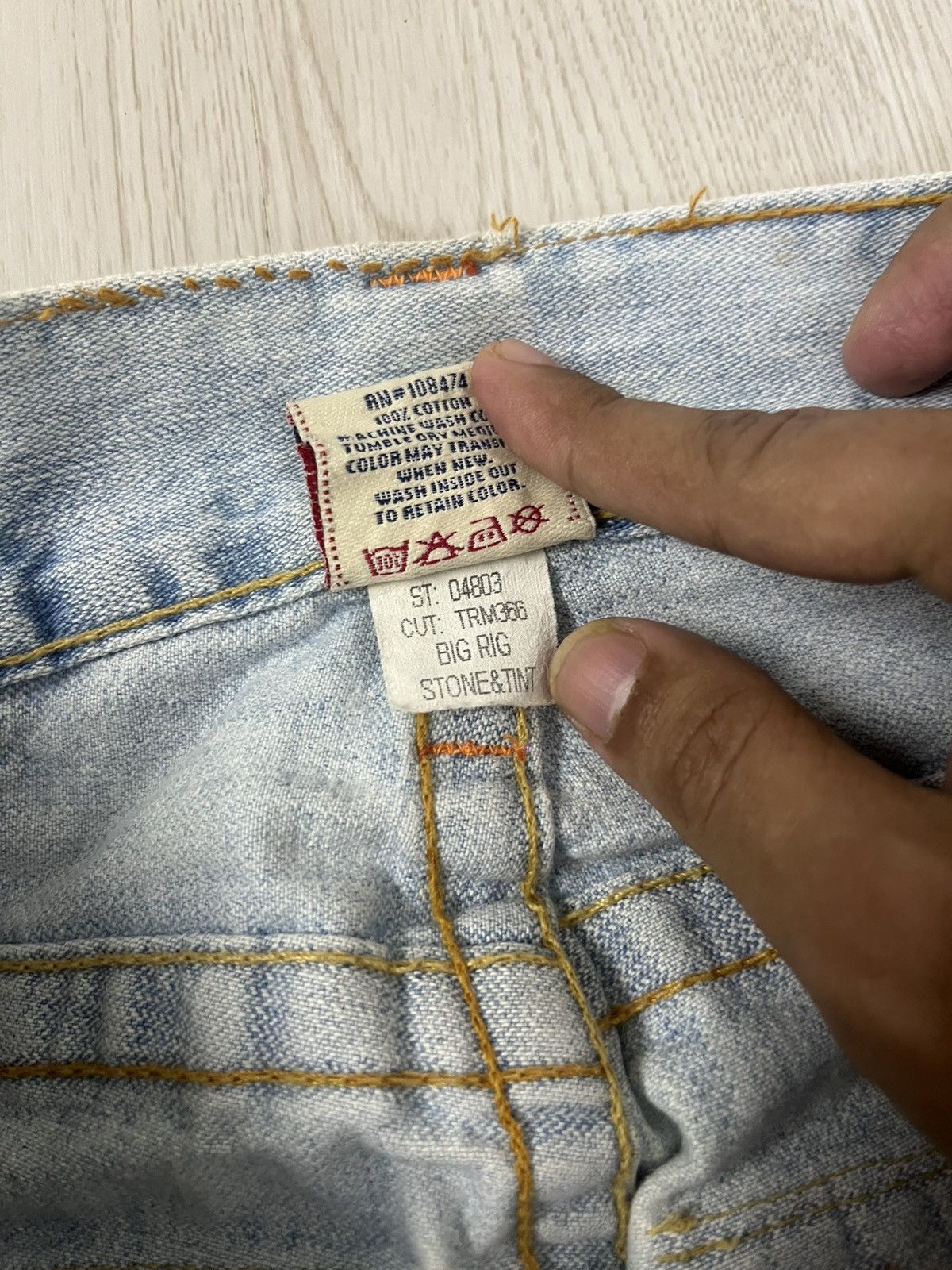 True Religion Vintage True Religion Stone & Tint Flared Jeans Size US 32 / EU 48 - 12 Thumbnail