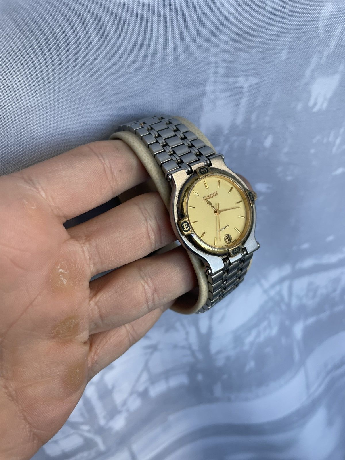 Gucci Gucci Watch 9000M Size ONE SIZE - 4 Thumbnail