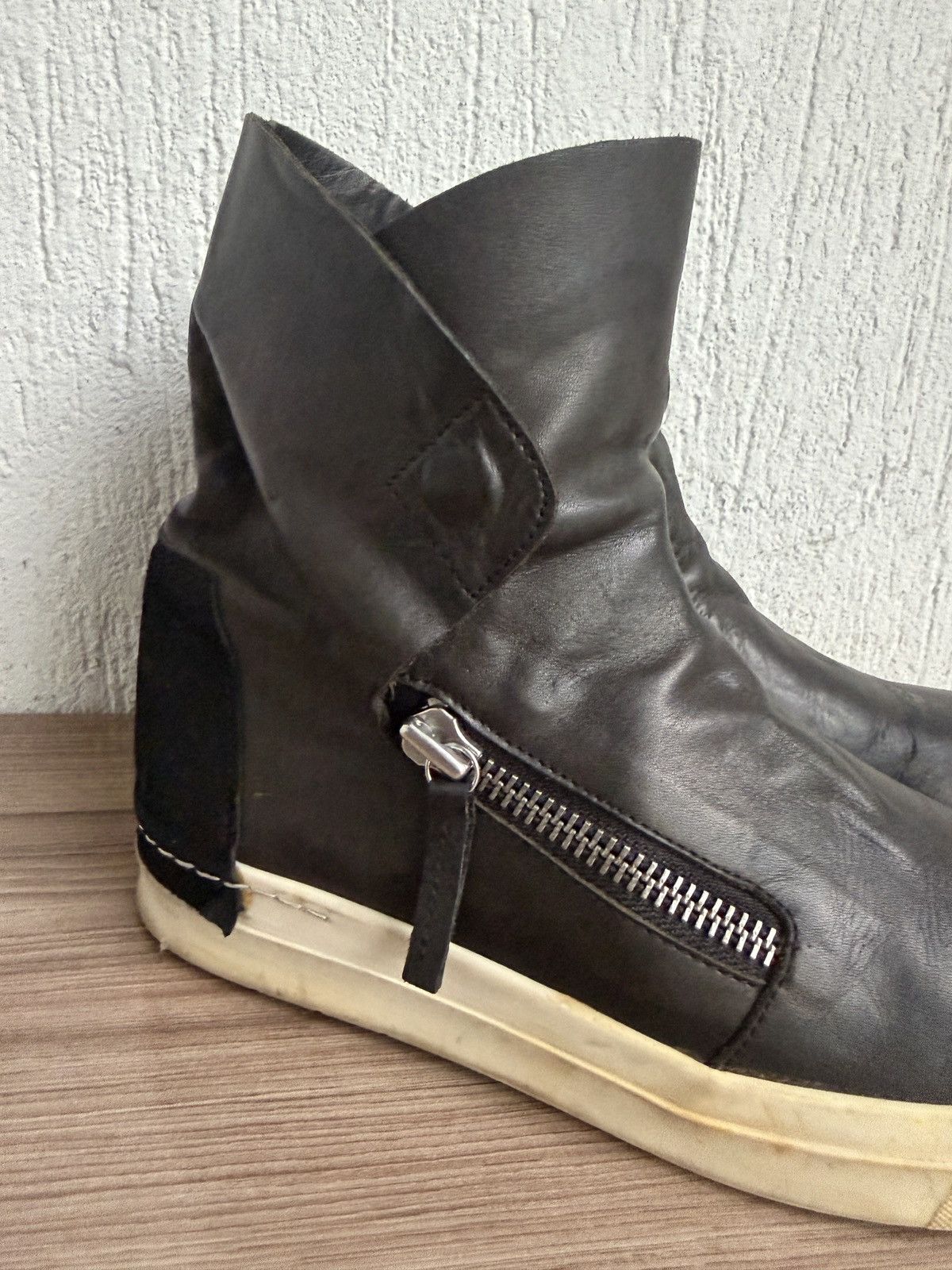 Cinzia Araia ☄️🔥double zip foldable like rick owens, kmrii, Size US 7 / EU 40 - 10 Thumbnail