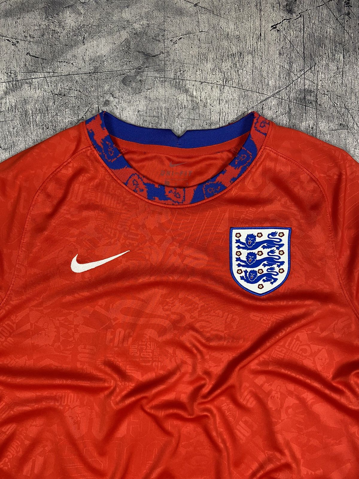 Nike Nike England National Team 2020 / 2021 Soccer Jersey Size US L / EU 52-54 / 3 - 5 Thumbnail