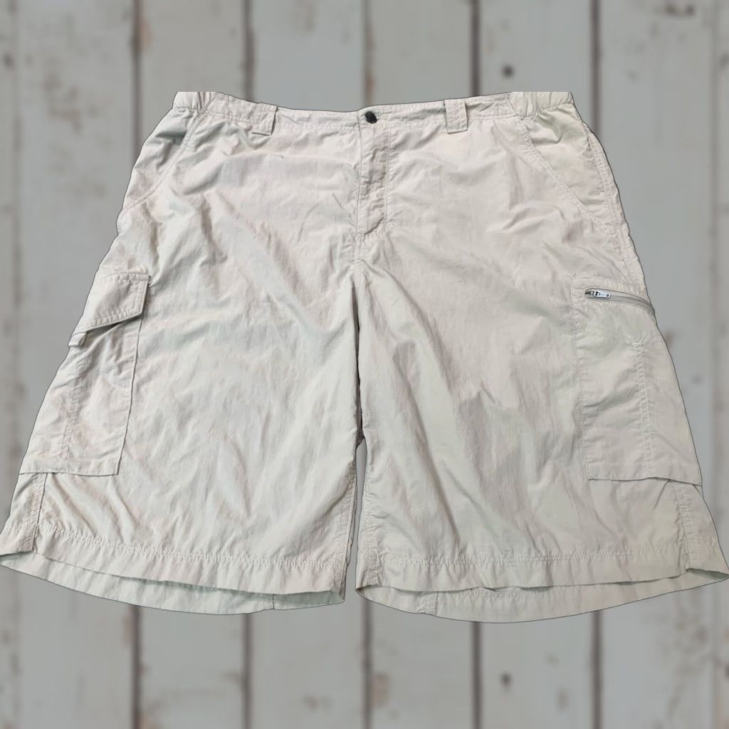 Vintage Columbia Cargo Shorts 42x12 Khaki Nylon Mens Size US 42 / EU 58 - 1 Thumbnail