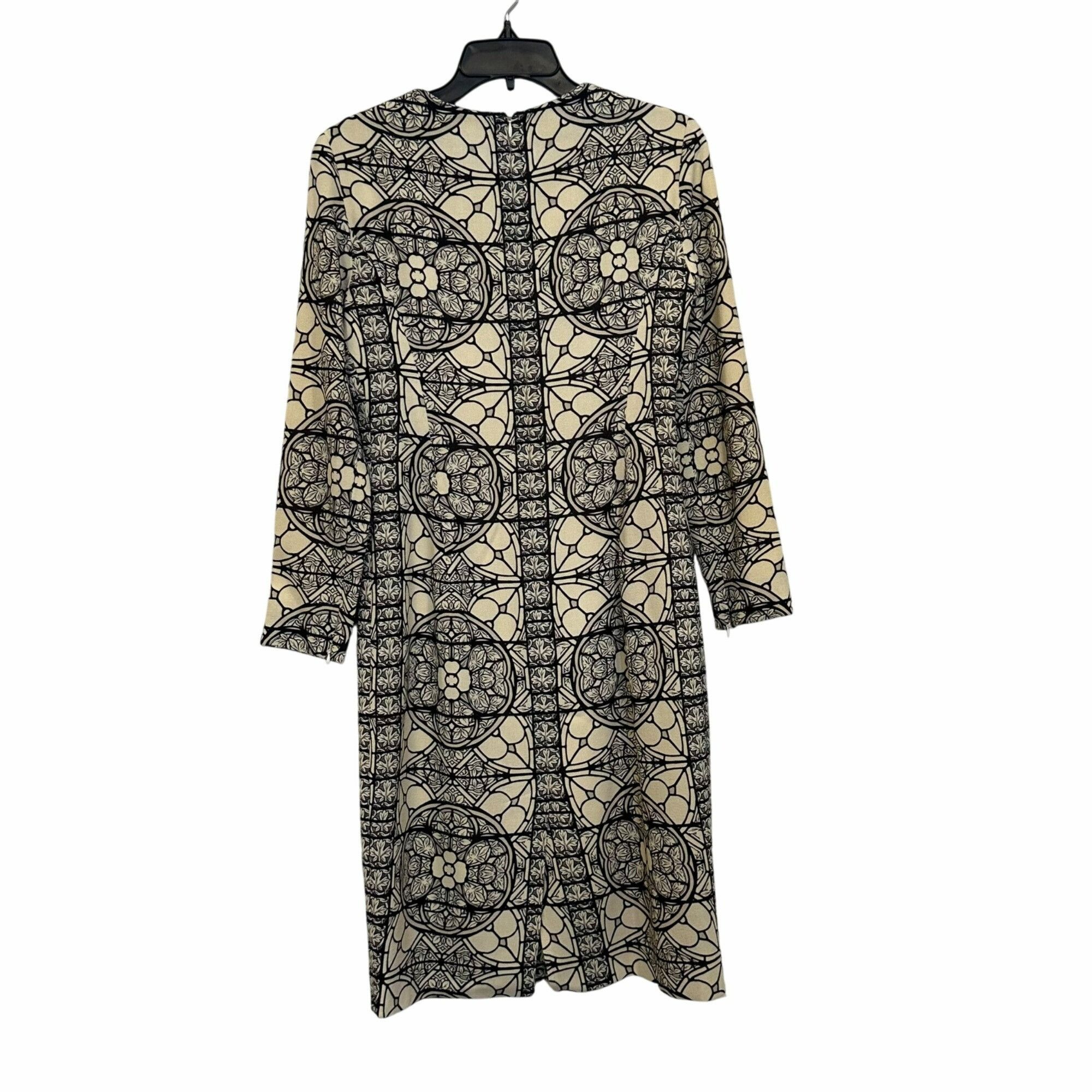 Alexander McQueen ✨Alexander McQueen Size 42 Black & Beige Patterned Long Slee Size M / US 6-8 / IT 42-44 - 2 Thumbnail