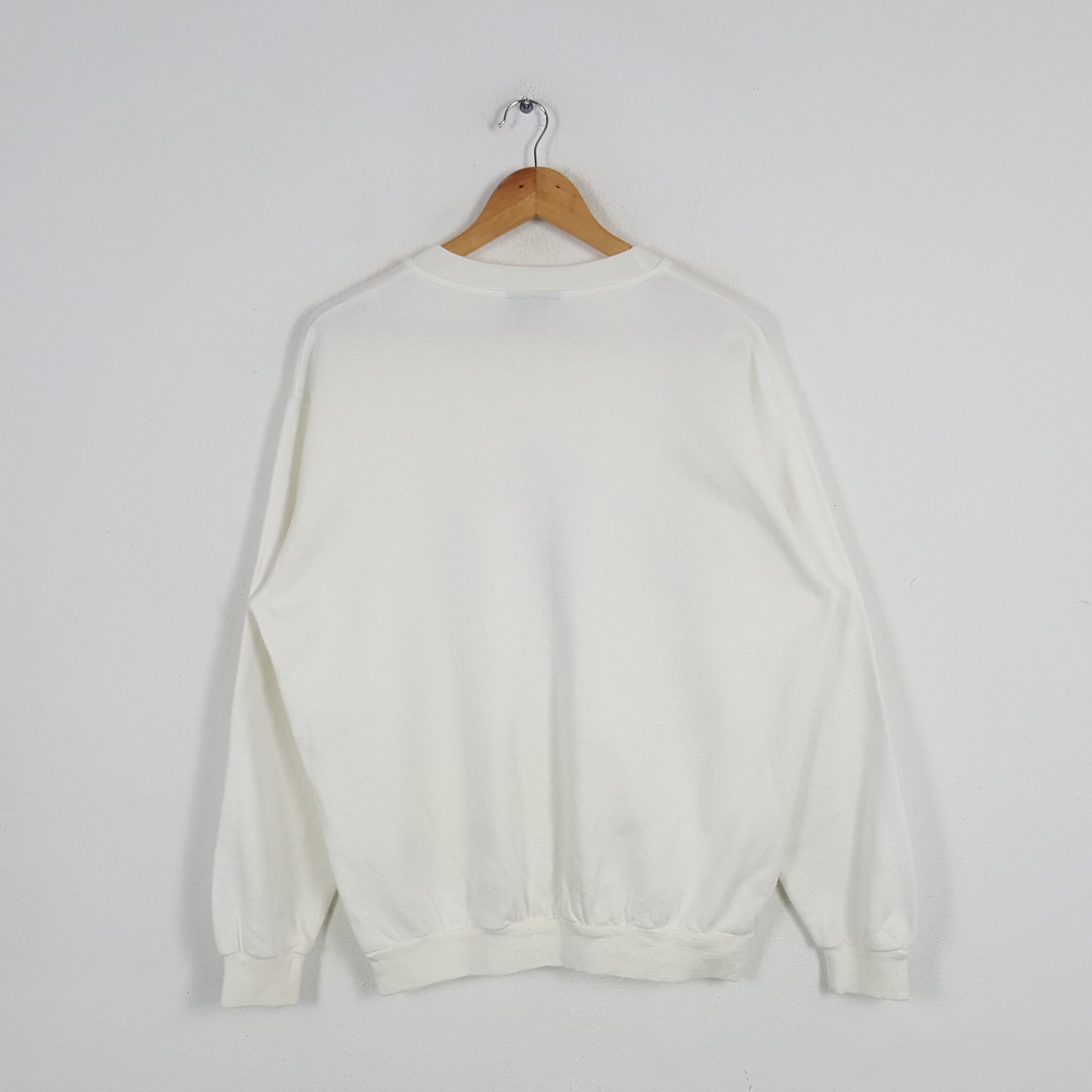 Vintage Vintage Yves Saint Laurent Italian Brand Spellout Sweatshirt Size US L / EU 52-54 / 3 - 3 Thumbnail