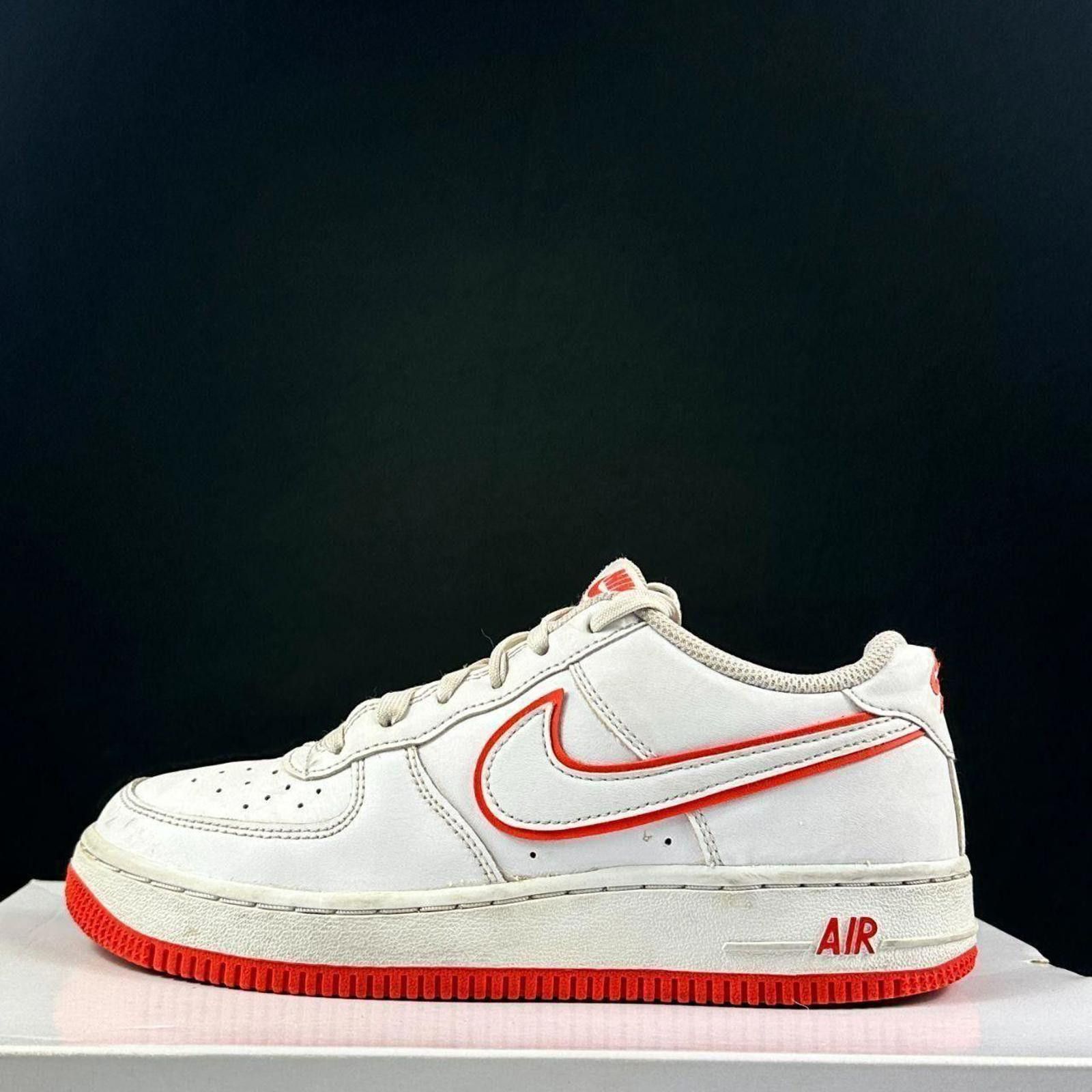 Nike Nike Air Force 1 Low “White/Red Outline Swoosh” — US 5Y Size US 6.5 / IT 36.5 - 1 Thumbnail