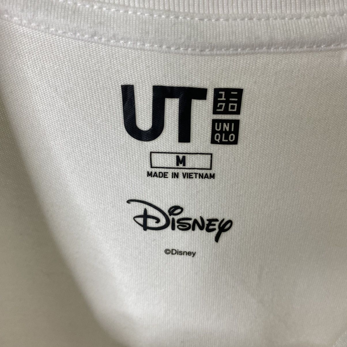 Mickey Mouse Uniqlo UT x Disney Floral Mickey Mouse Collaboration T Shirt Size US M / EU 48-50 / 2 - 3 Thumbnail