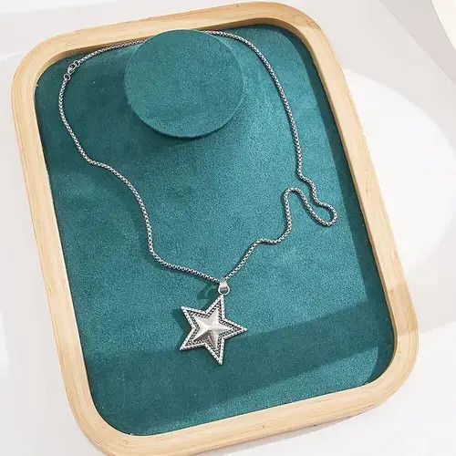 VIBE Punk Five Pointed Star Pendant Necklaces Size ONE SIZE - 3 Thumbnail