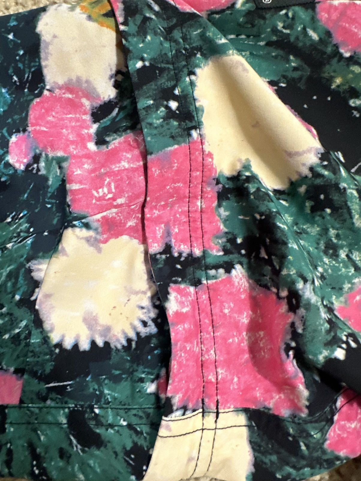 Supreme × The North Face SUPREMExTNF S/S 22 FLORAL SIZE MEDIUM Size US M / EU 48-50 / 2 - 10 Thumbnail