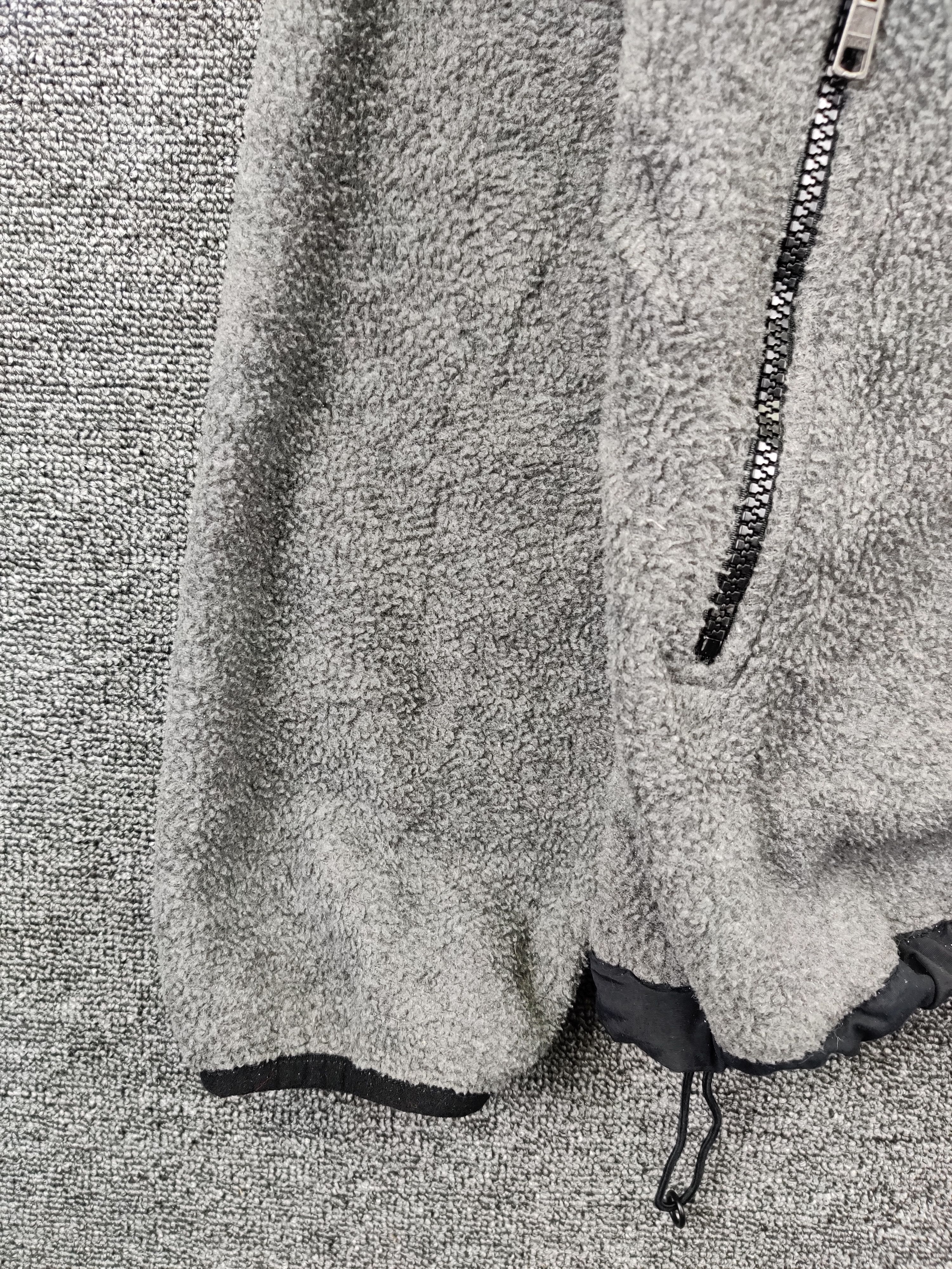 The North Face Vintage The North Face Fleece Sweater Zip Up Jacket Size US L / EU 52-54 / 3 - 4 Thumbnail