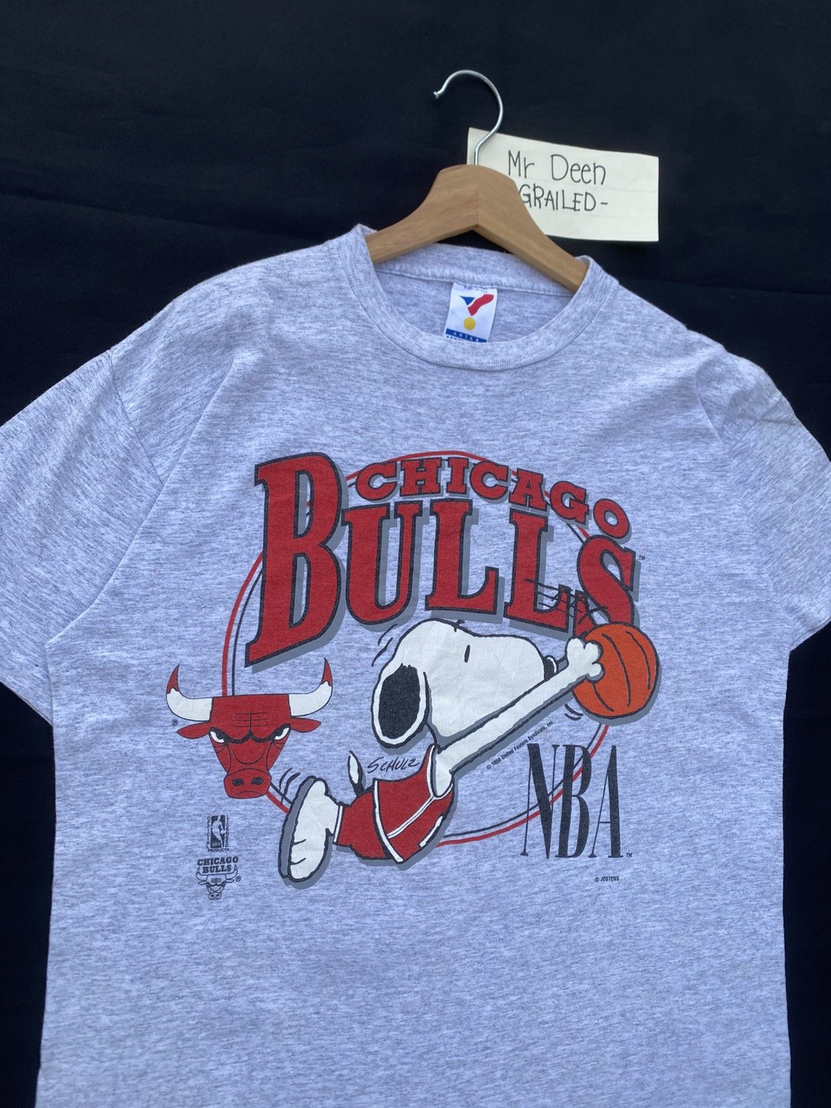 NBA Rare Vintage 90s Chicago Bulls X Snoopy Tshirt Size US L / EU 52-54 / 3 - 7 Thumbnail