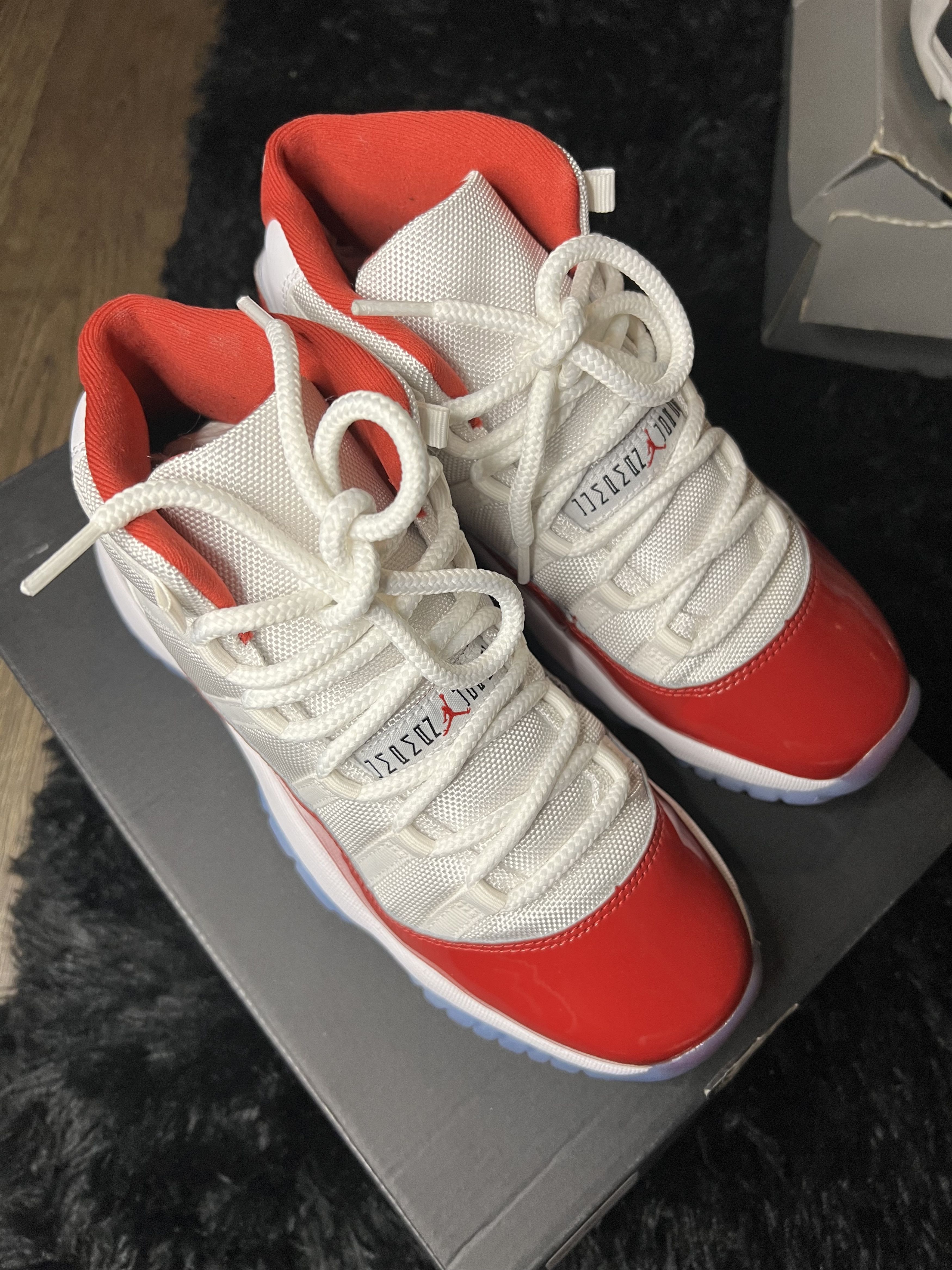 Jordan Brand Jordan 11 Cherry’s Size US 7.5 / IT 37.5 - 3 Thumbnail