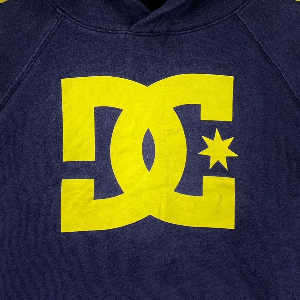 Vintage DC SHOE CO Usa Side Tape Skateboard Logo Print Hooded Size US M / EU 48-50 / 2 - 3 Thumbnail