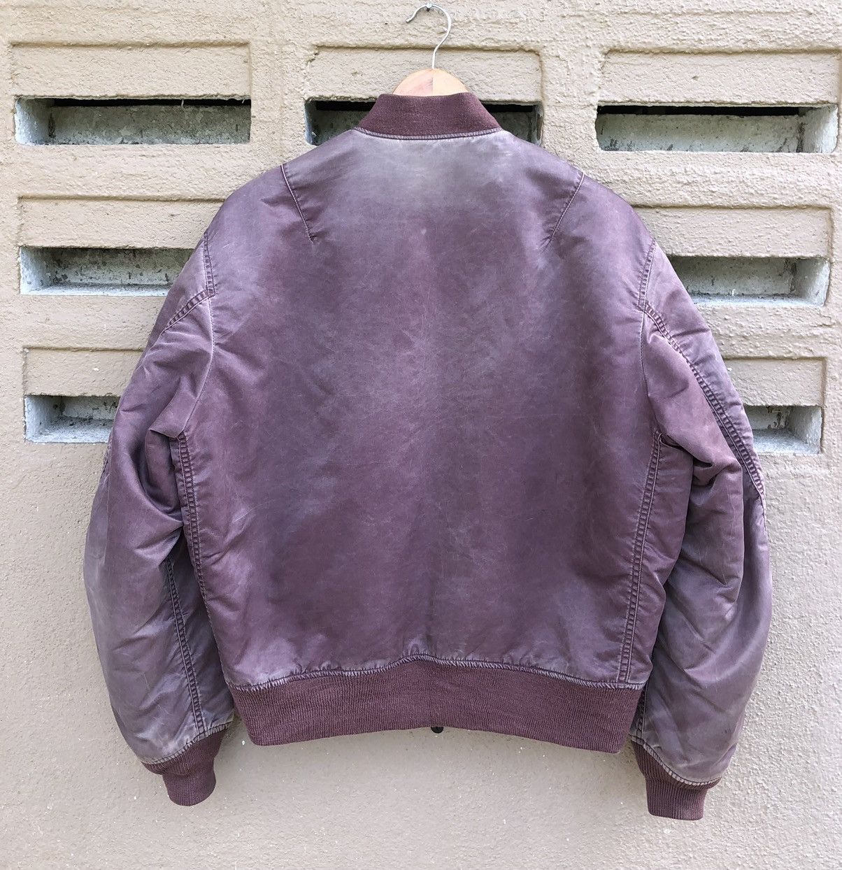 Vintage Vintage Sun Faded Ma-1 Bomber Jacket By Unique Size US M / EU 48-50 / 2 - 5 Thumbnail