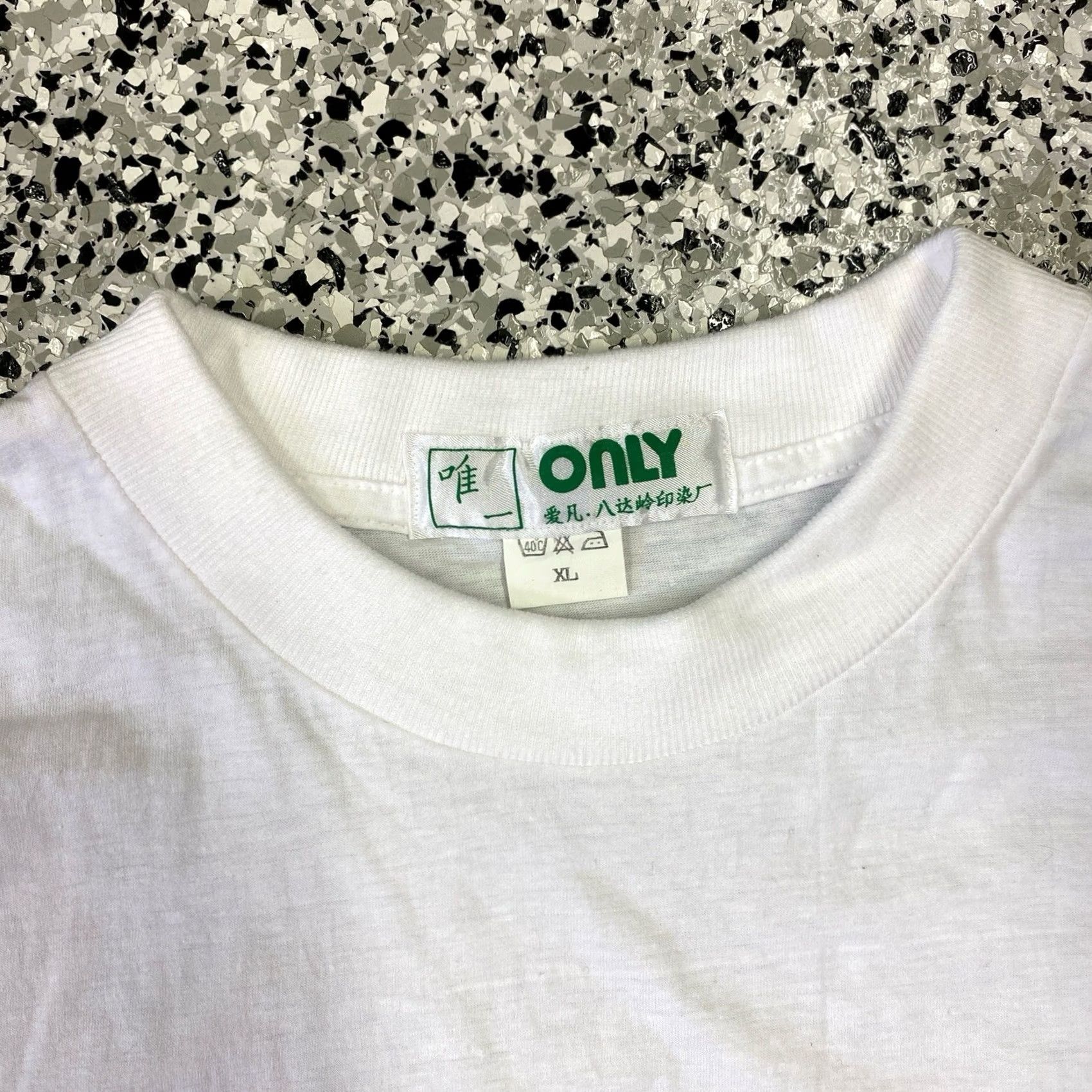 Vintage VINTAGE Mask T Shirt Mens XL White Graphic Tee 80s Masquerade Stitch Crew Neck Short Sleeve Size US XL / EU 56 / 4 - 5 Thumbnail