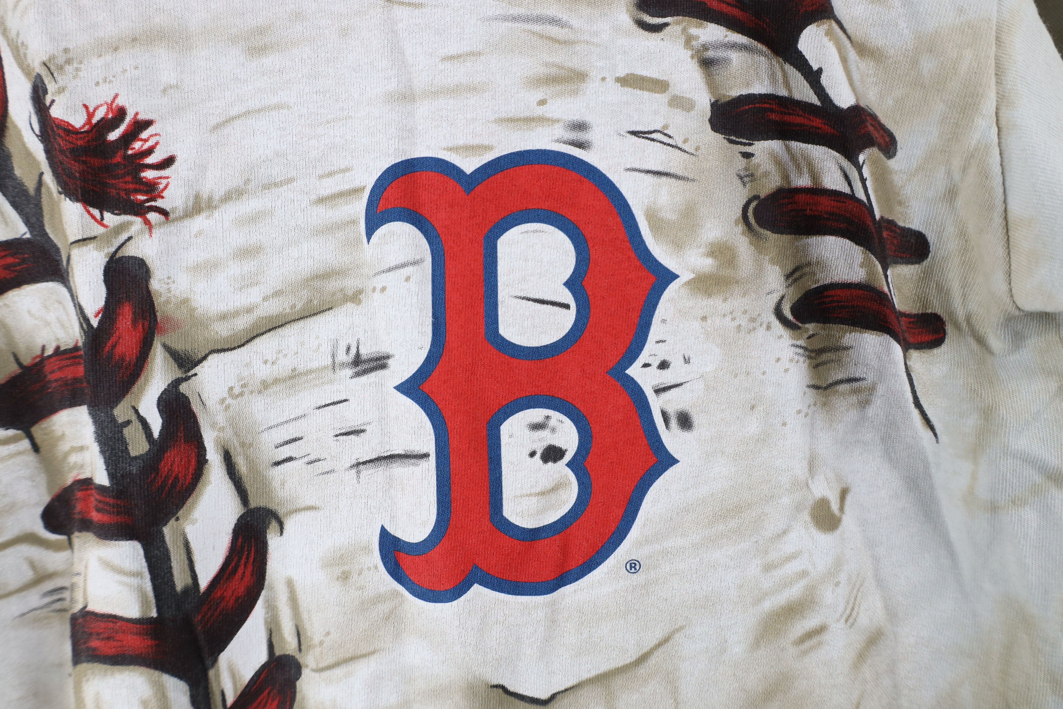 Liquid Blue × Vintage Vintage Y2K Liquid Blue Boston Red Sox Baseball T-Shirt Size US L / EU 52-54 / 3 - 7 Thumbnail