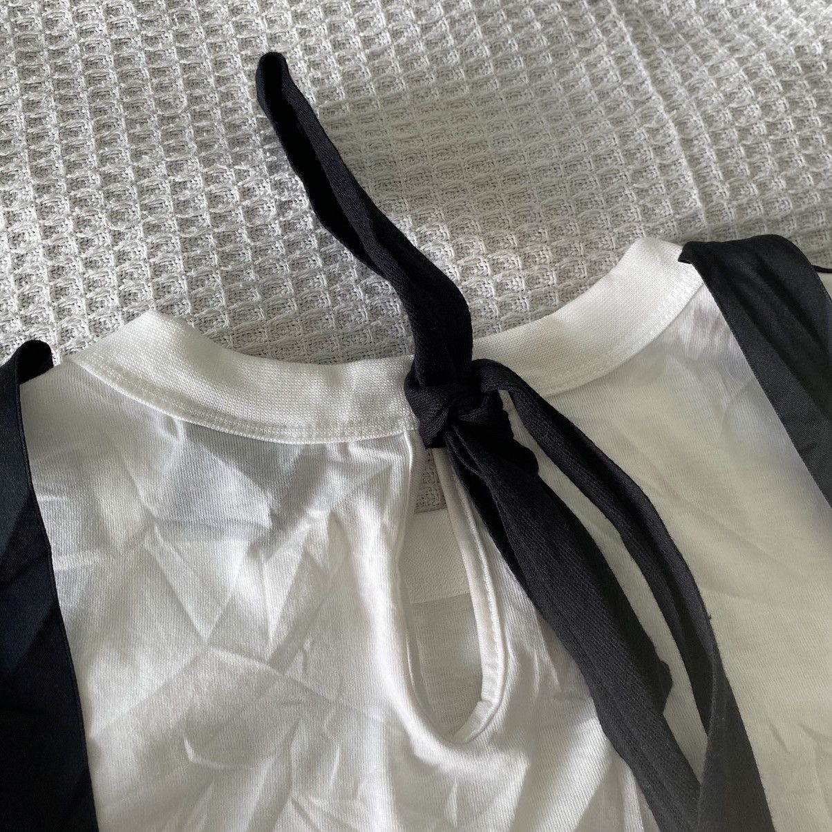 GU × Undercover Undercover Bondage Style x GU Japanese Brand ERD GRUNGE TEE Size US S / EU 44-46 / 1 - 4 Thumbnail
