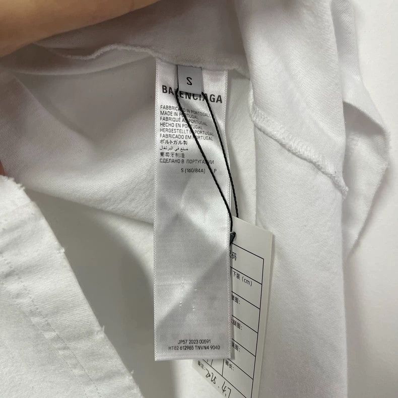Balenciaga Balenciaga White Letter Splash Ink Short Sleeve Code S Size US S / EU 44-46 / 1 - 7 Thumbnail