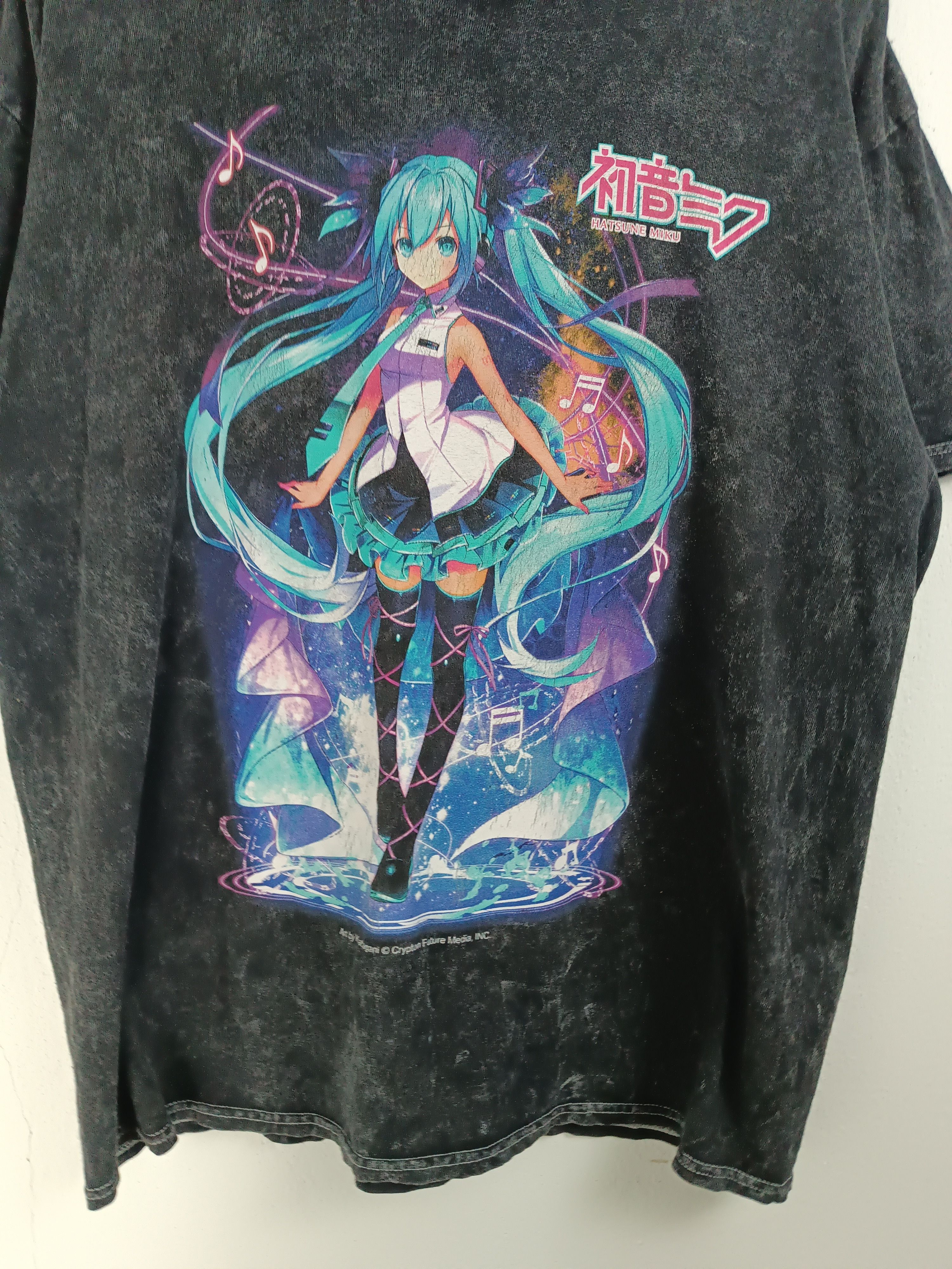 Anime VINTAGE HATSUNE MIKU VOCALOID WAIFU CUTE CV01 FADED TEE Size US L / EU 52-54 / 3 - 8 Thumbnail