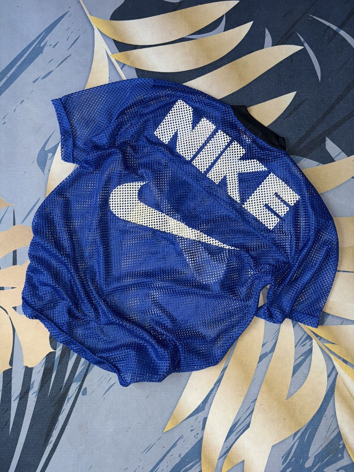 Nike Vintage Nike Big Swoosh Mesh Jersey Blue Y2K Size US L / EU 52-54 / 3 - 3 Thumbnail