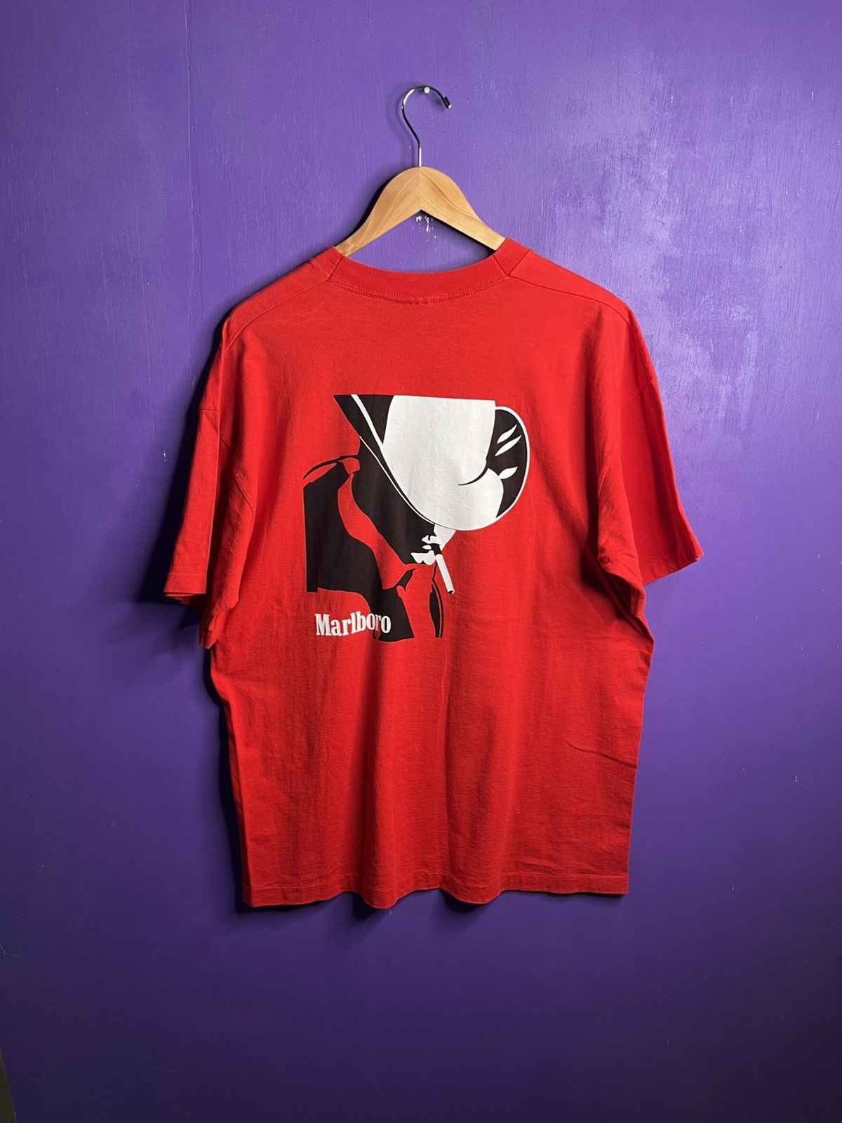 Marlboro × Vintage Vintage 90s Marlboro man red logo mullet tee Size US XL / EU 56 / 4 - 2 Thumbnail