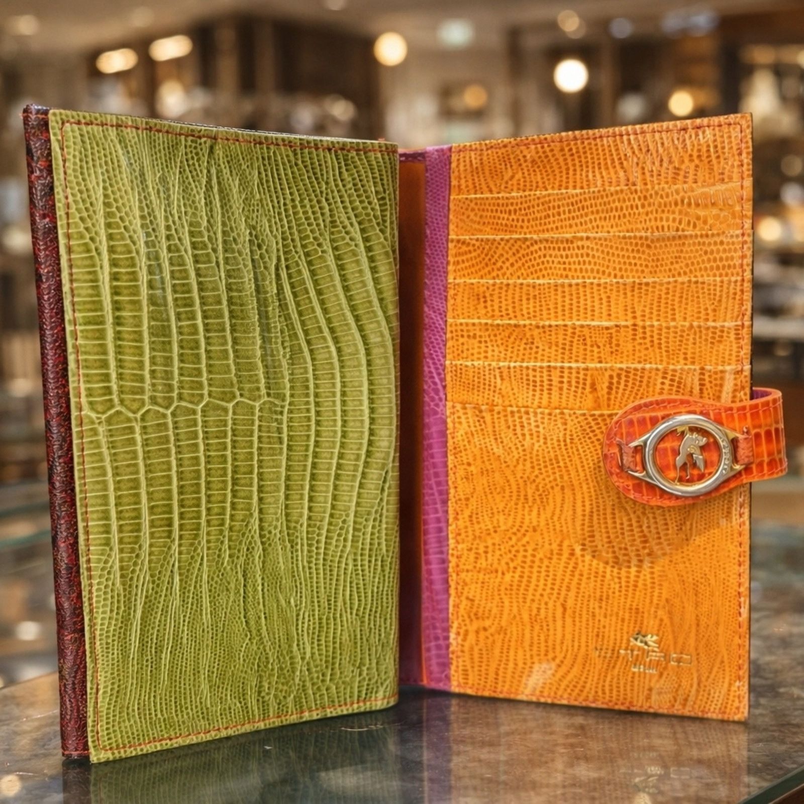 Etro ***SOLD SOLD****ETRO Milano Vintage Canvas & Leather | Size ONE SIZE - 3 Thumbnail